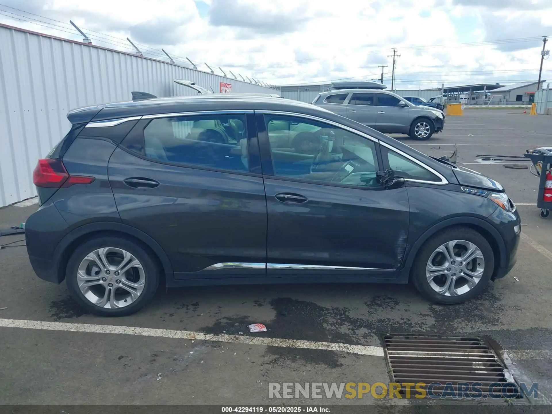 14 Photograph of a damaged car 1G1FY6S01M4111120 CHEVROLET BOLT EV 2021