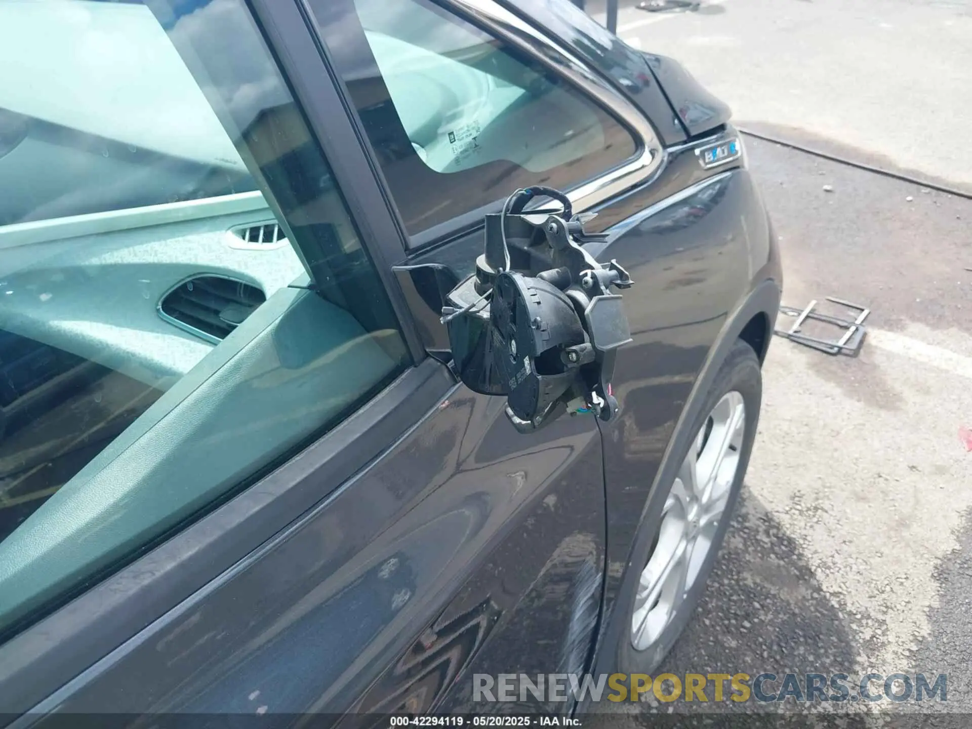 20 Photograph of a damaged car 1G1FY6S01M4111120 CHEVROLET BOLT EV 2021