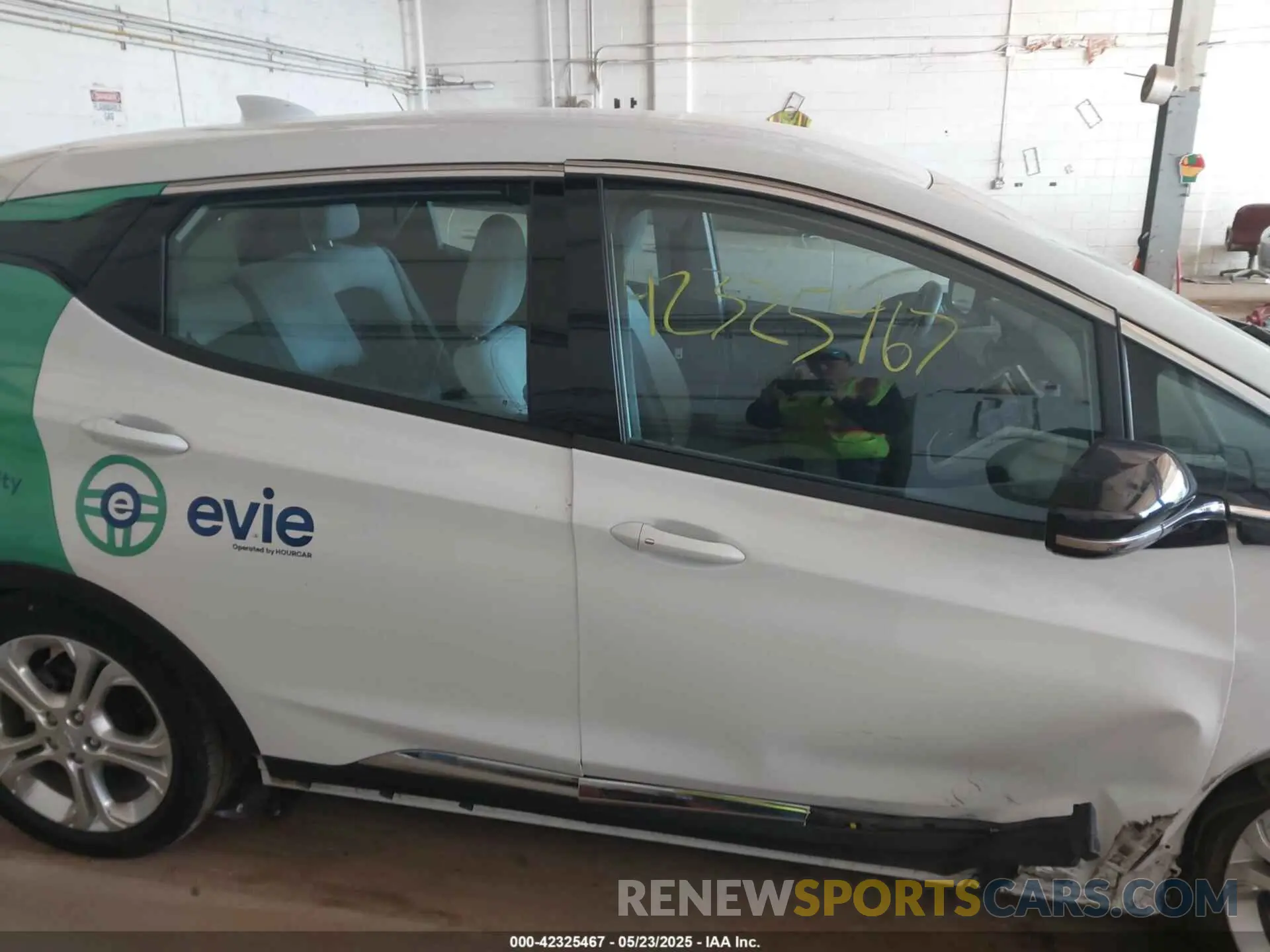 14 Photograph of a damaged car 1G1FY6S04M4110446 CHEVROLET BOLT EV 2021