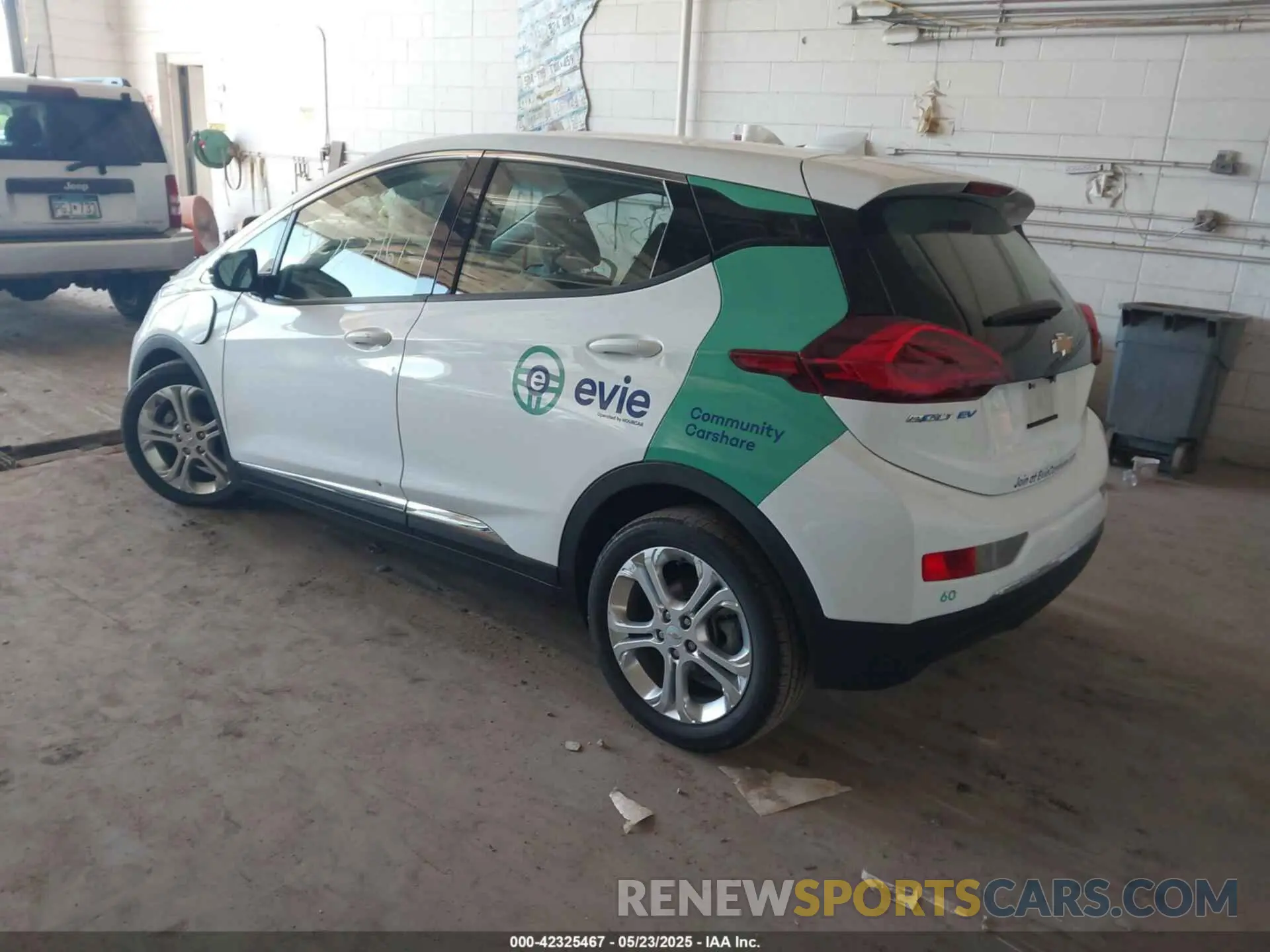 3 Photograph of a damaged car 1G1FY6S04M4110446 CHEVROLET BOLT EV 2021