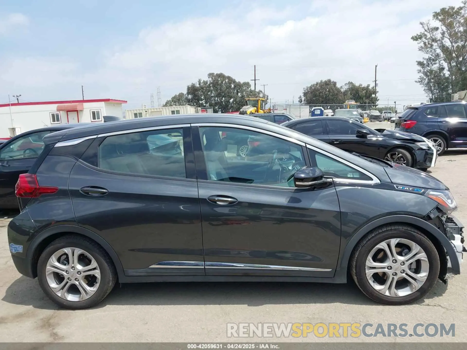 14 Photograph of a damaged car 1G1FY6S05M4112478 CHEVROLET BOLT EV 2021