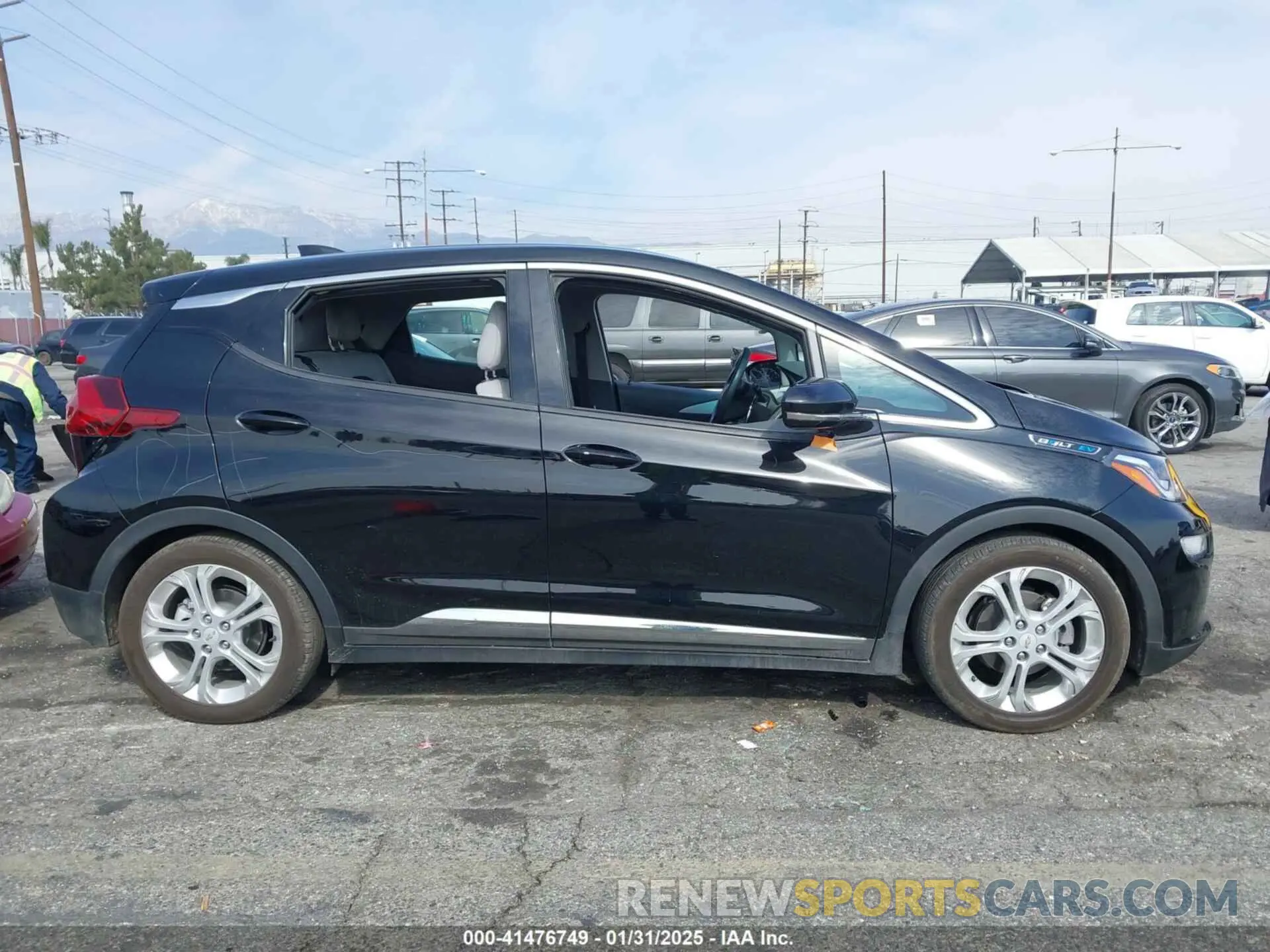 14 Photograph of a damaged car 1G1FY6S06M4101487 CHEVROLET BOLT EV 2021