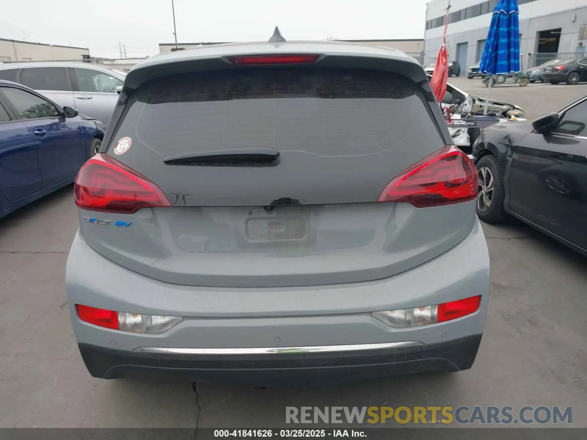 17 Photograph of a damaged car 1G1FY6S09M4106389 CHEVROLET BOLT EV 2021