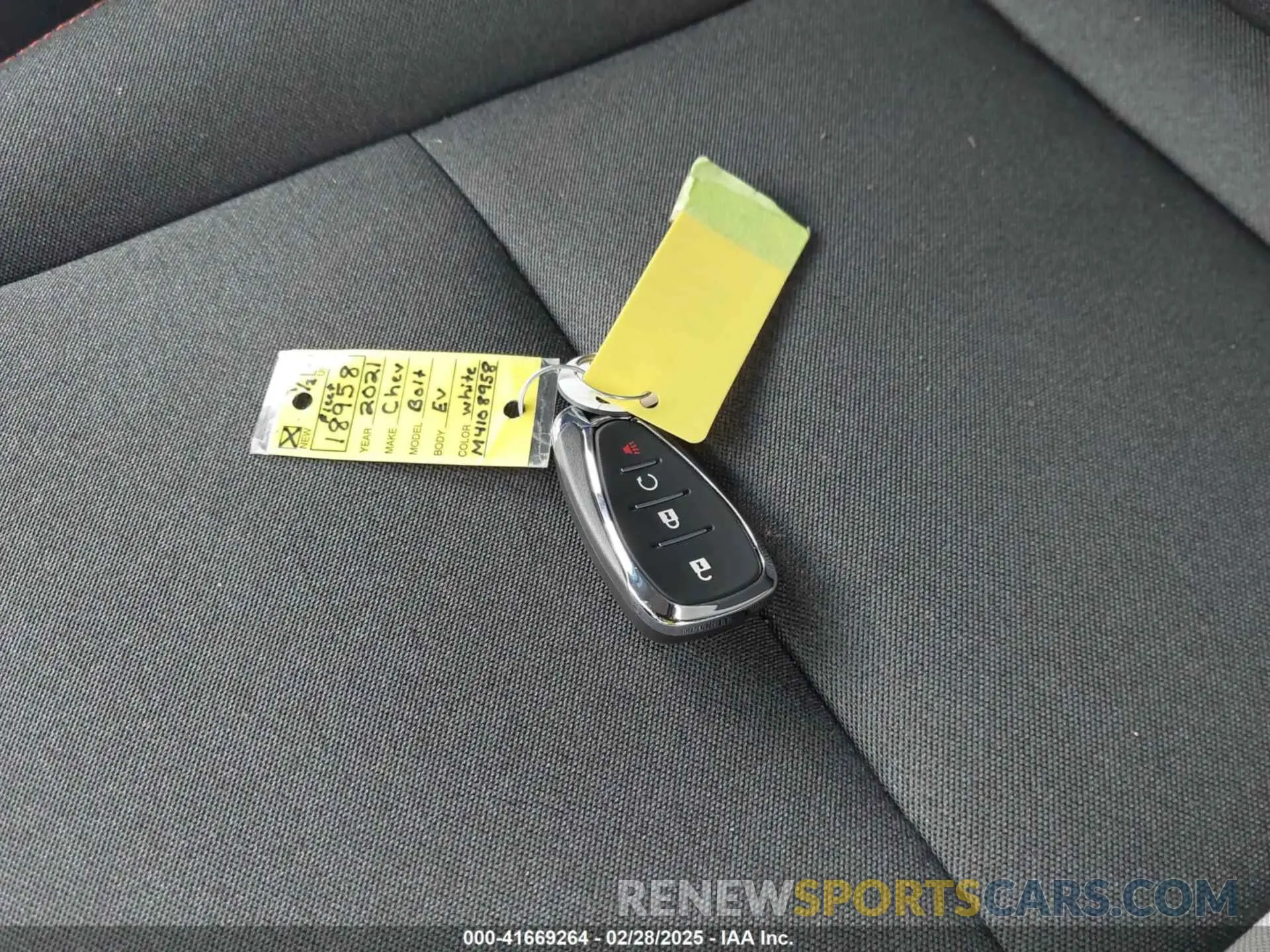 11 Photograph of a damaged car 1G1FY6S0XM4108958 CHEVROLET BOLT EV 2021