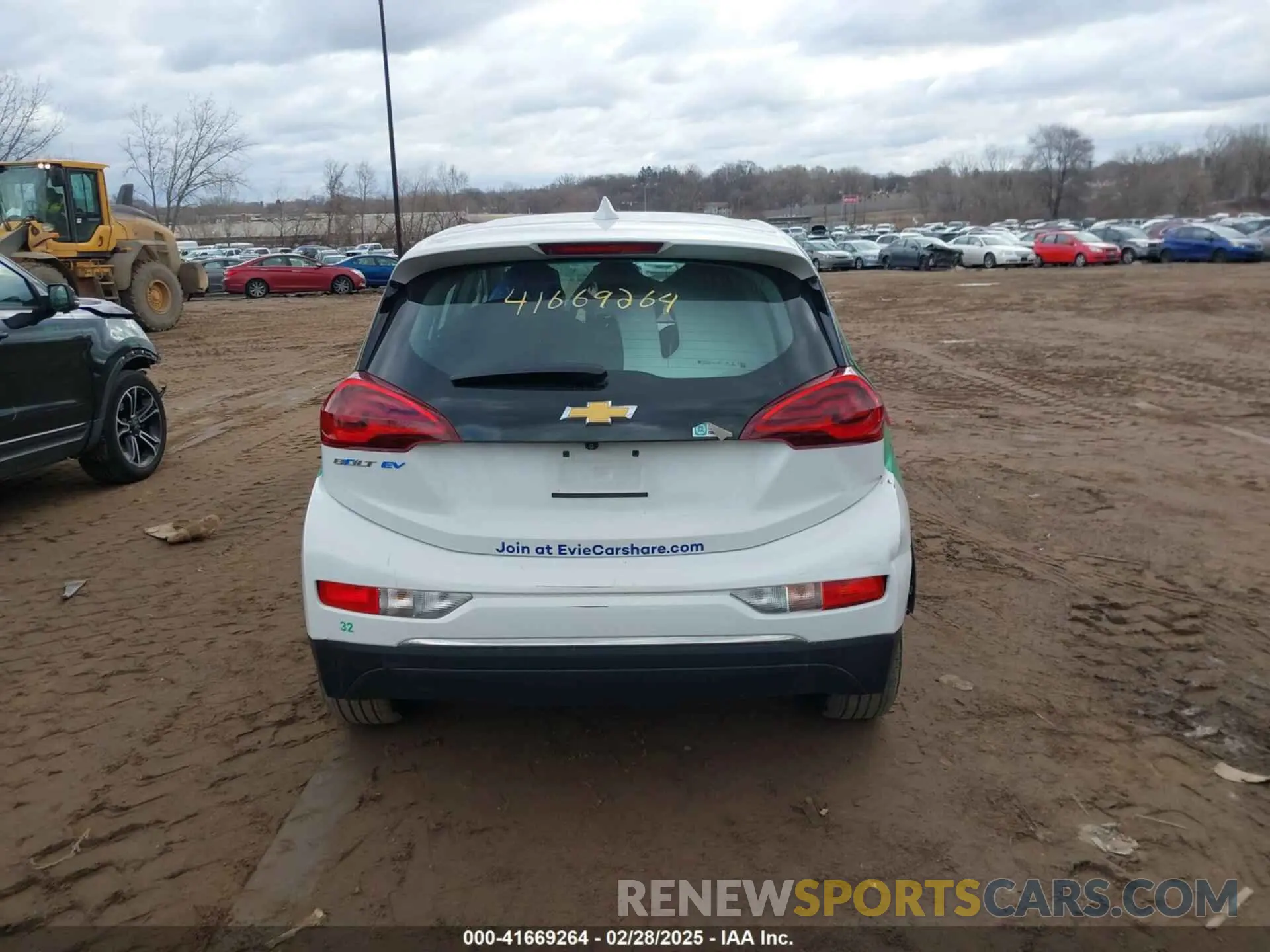 17 Photograph of a damaged car 1G1FY6S0XM4108958 CHEVROLET BOLT EV 2021