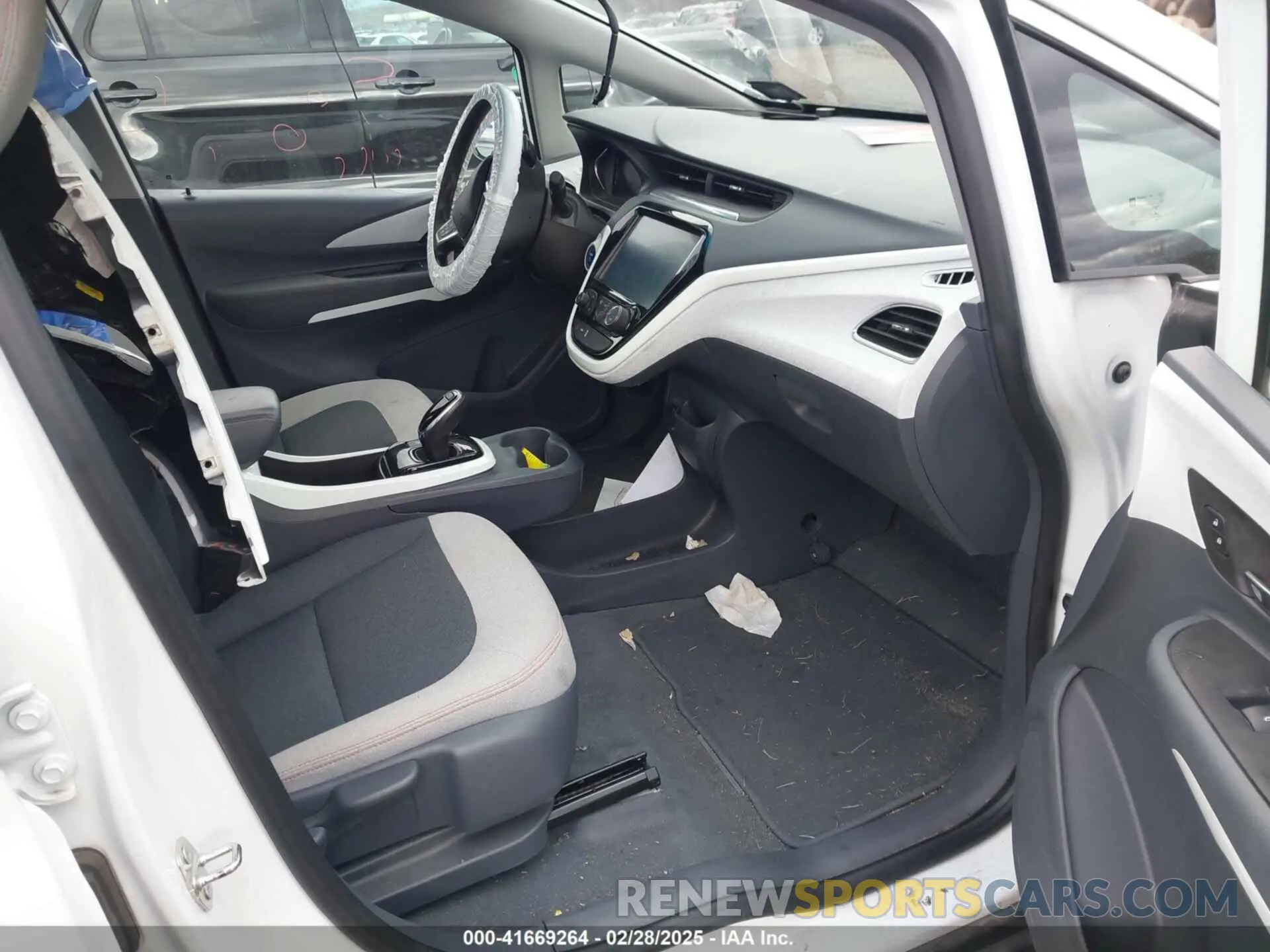 5 Photograph of a damaged car 1G1FY6S0XM4108958 CHEVROLET BOLT EV 2021