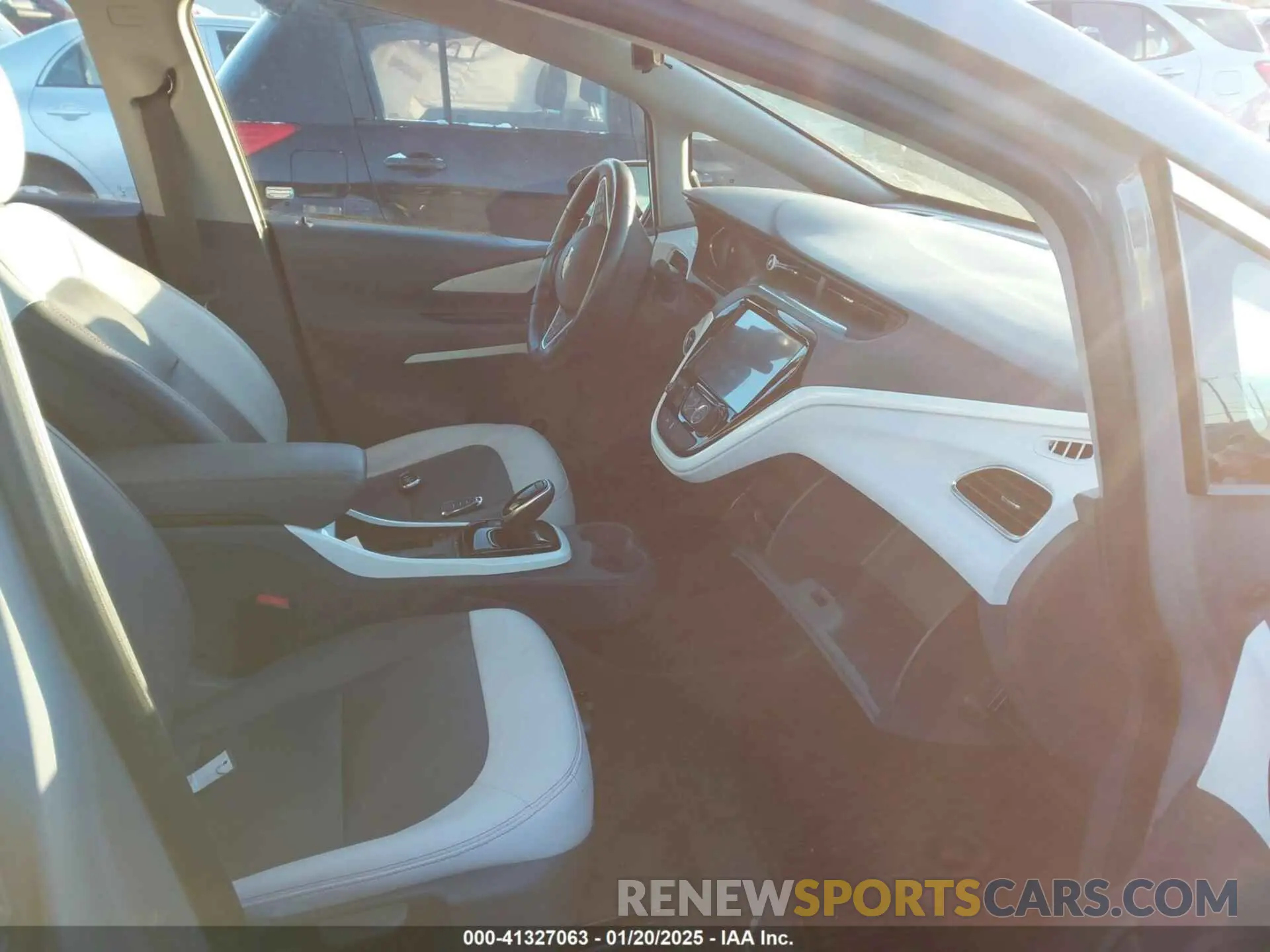5 Photograph of a damaged car 1G1FZ6S03M4100200 CHEVROLET BOLT EV 2021