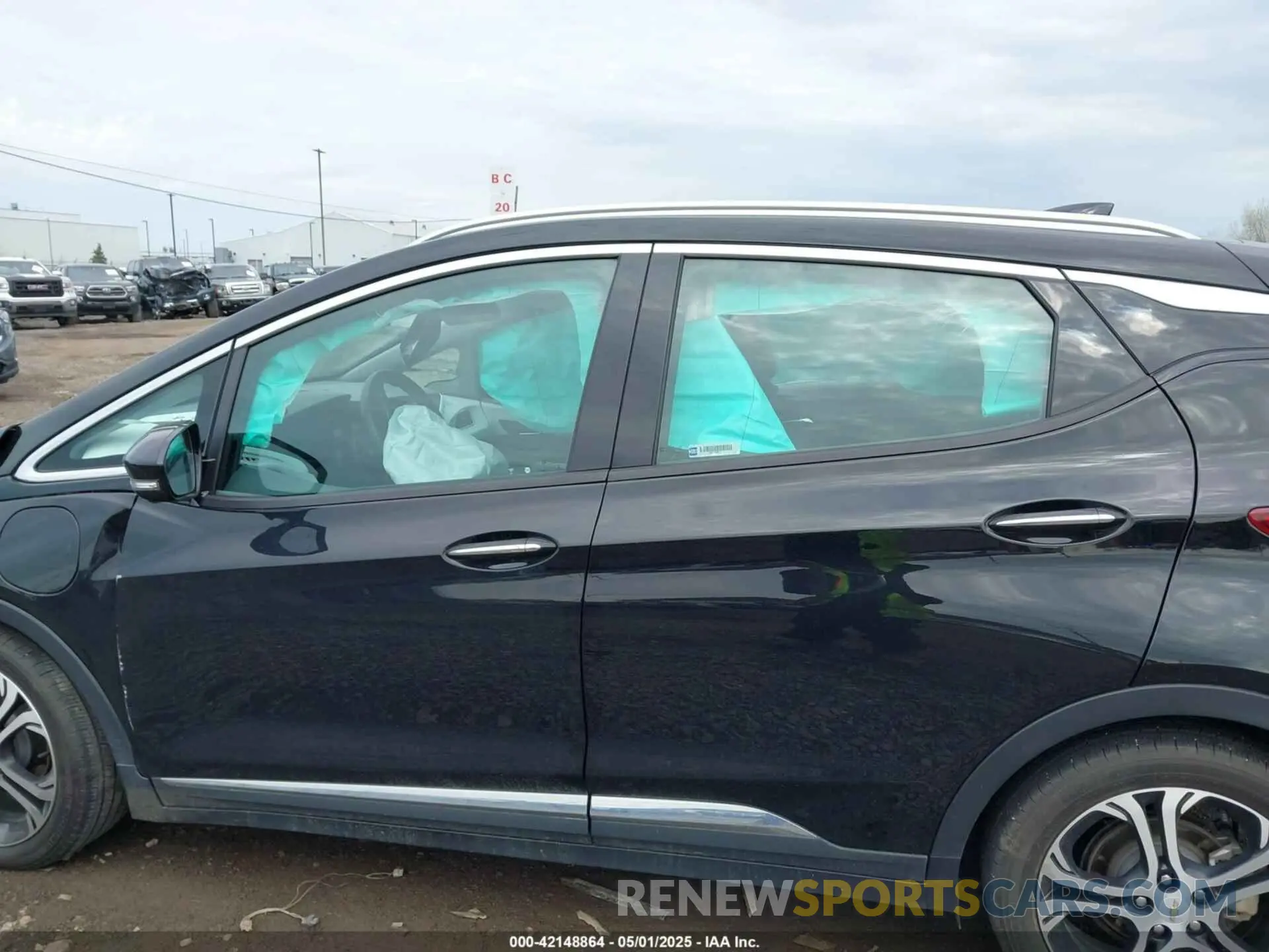 14 Photograph of a damaged car 1G1FZ6S04M4107625 CHEVROLET BOLT EV 2021