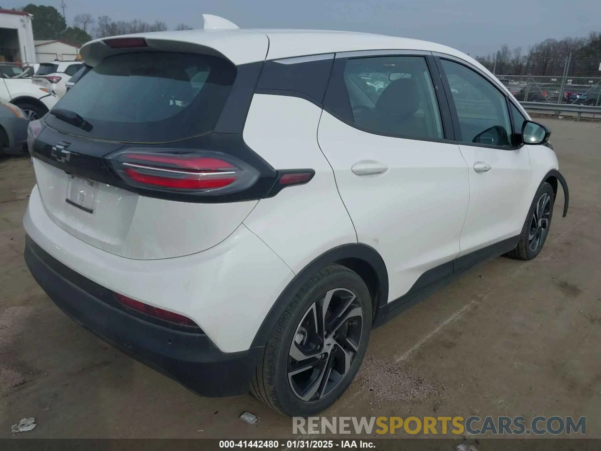 4 Photograph of a damaged car 1G1FX6S01N4102325 CHEVROLET BOLT EV 2022
