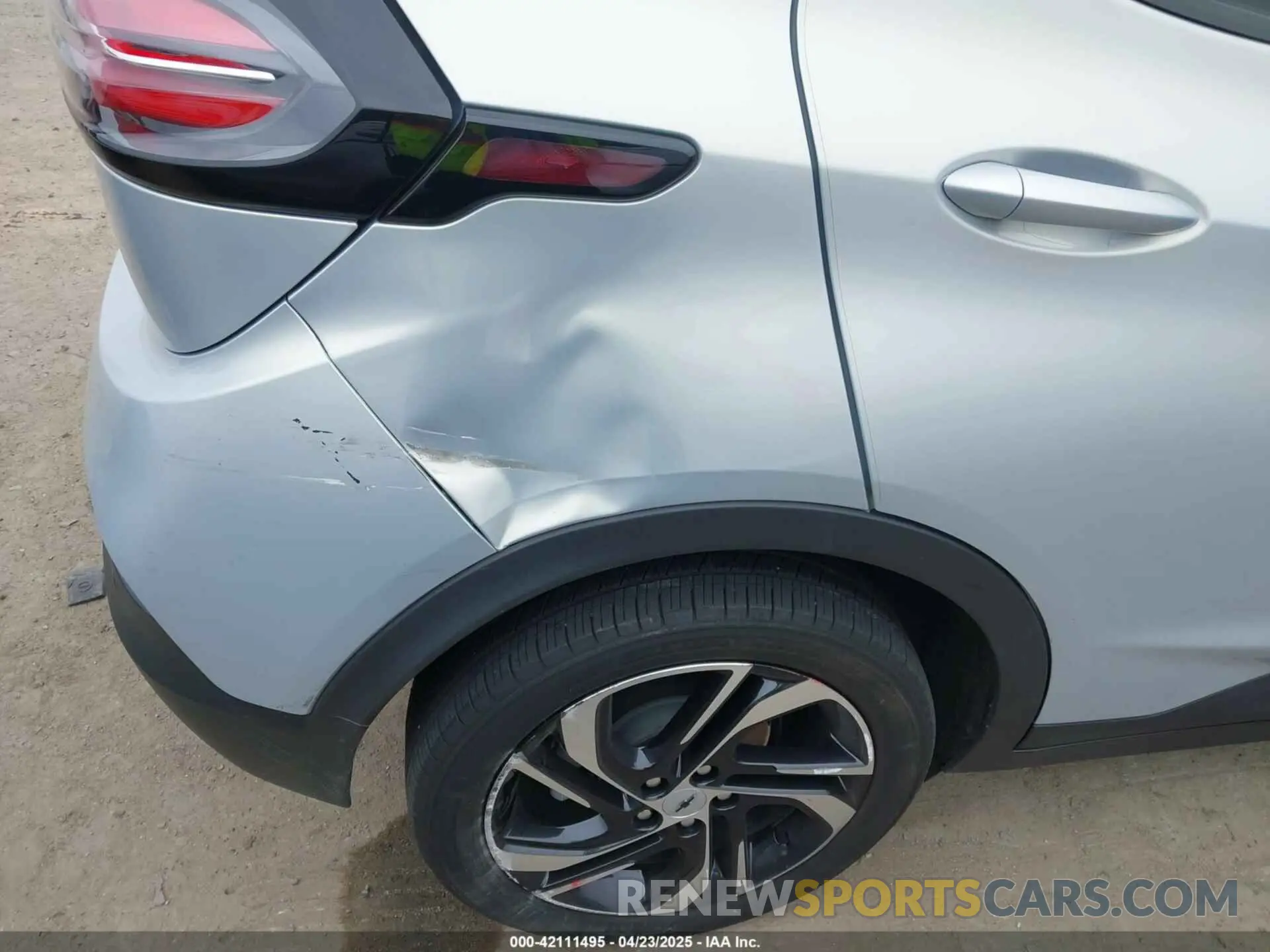 19 Photograph of a damaged car 1G1FX6S07N4101406 CHEVROLET BOLT EV 2022