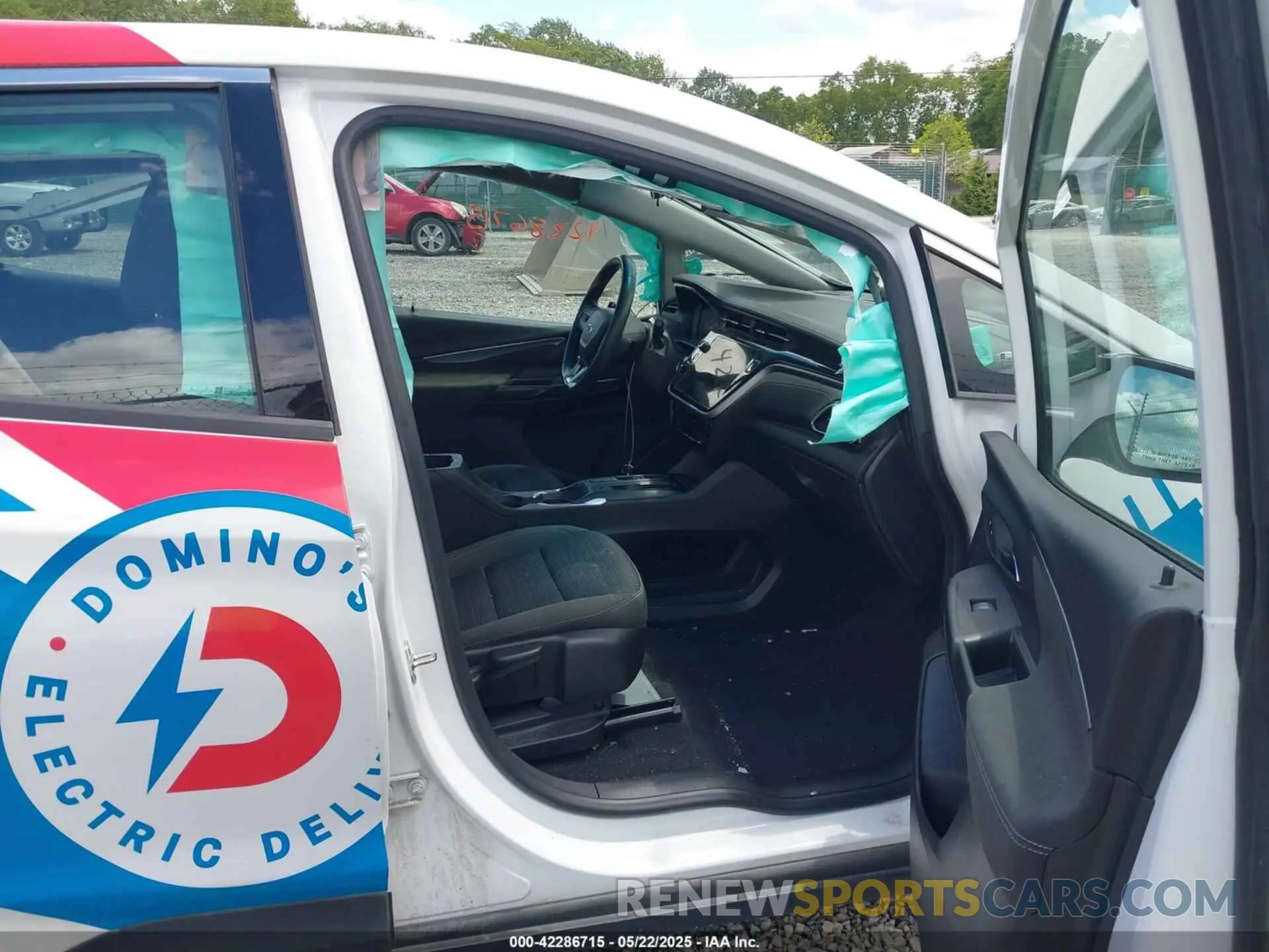 5 Photograph of a damaged car 1G1FW6S04P4104897 CHEVROLET BOLT EV 2023