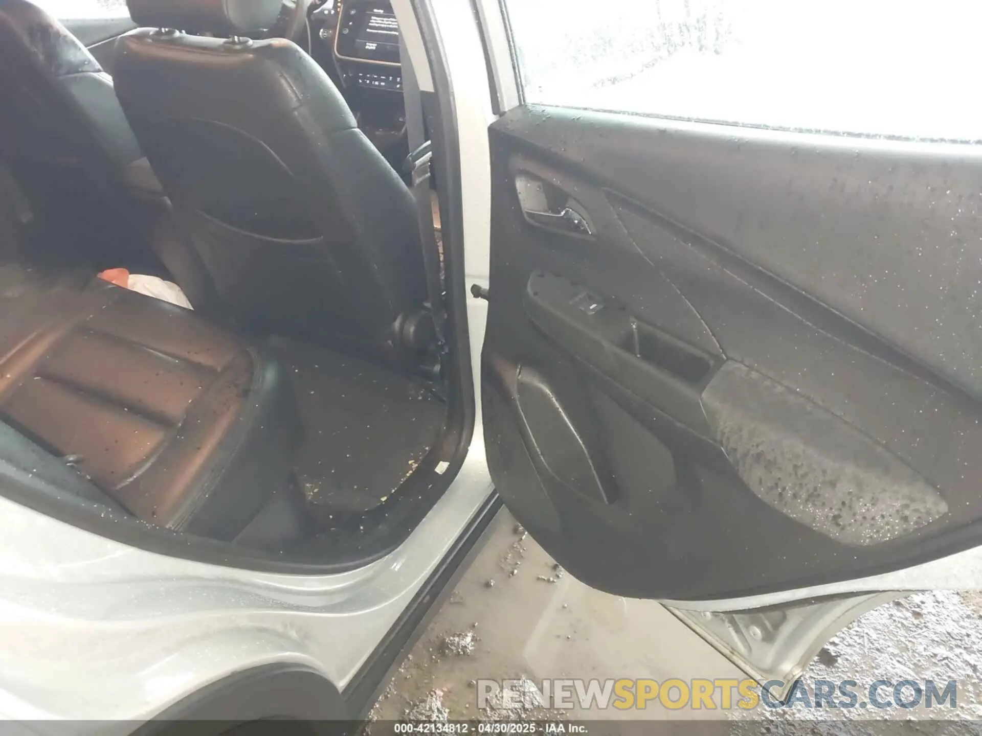 8 Photograph of a damaged car 1G1FW6S05P4169385 CHEVROLET BOLT EV 2023