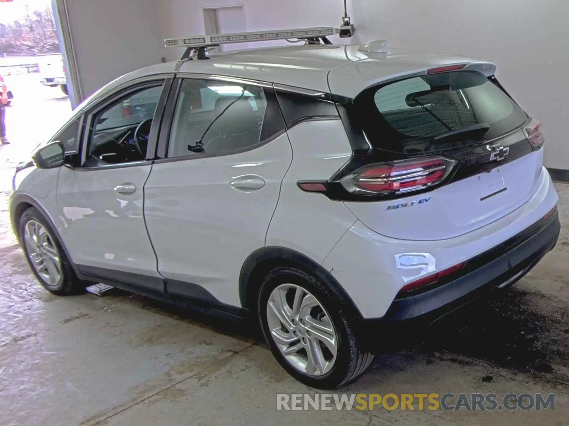 8 Photograph of a damaged car 1G1FW6S09P4207846 CHEVROLET BOLT EV 2023