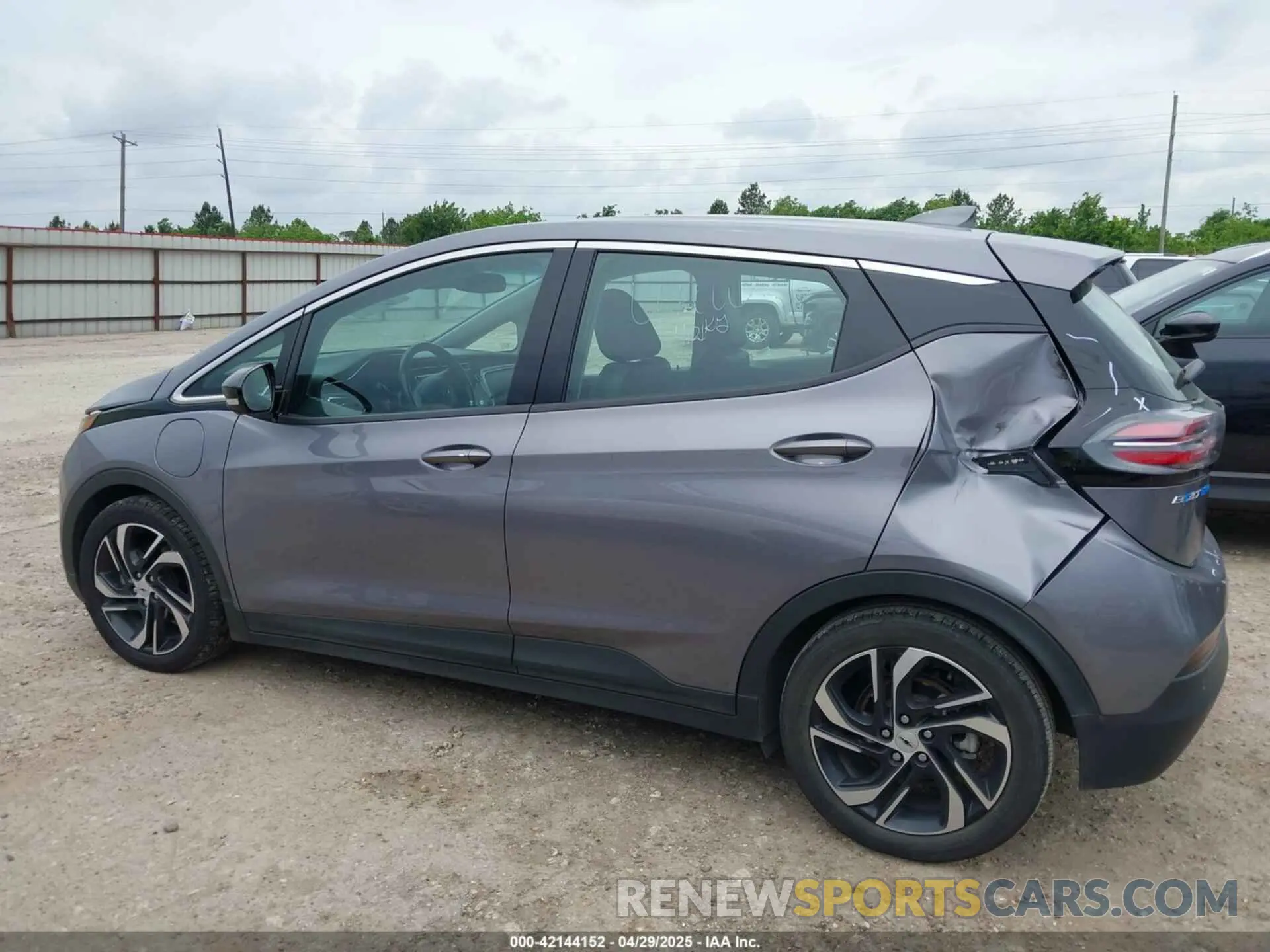 14 Photograph of a damaged car 1G1FX6S00P4143404 CHEVROLET BOLT EV 2023