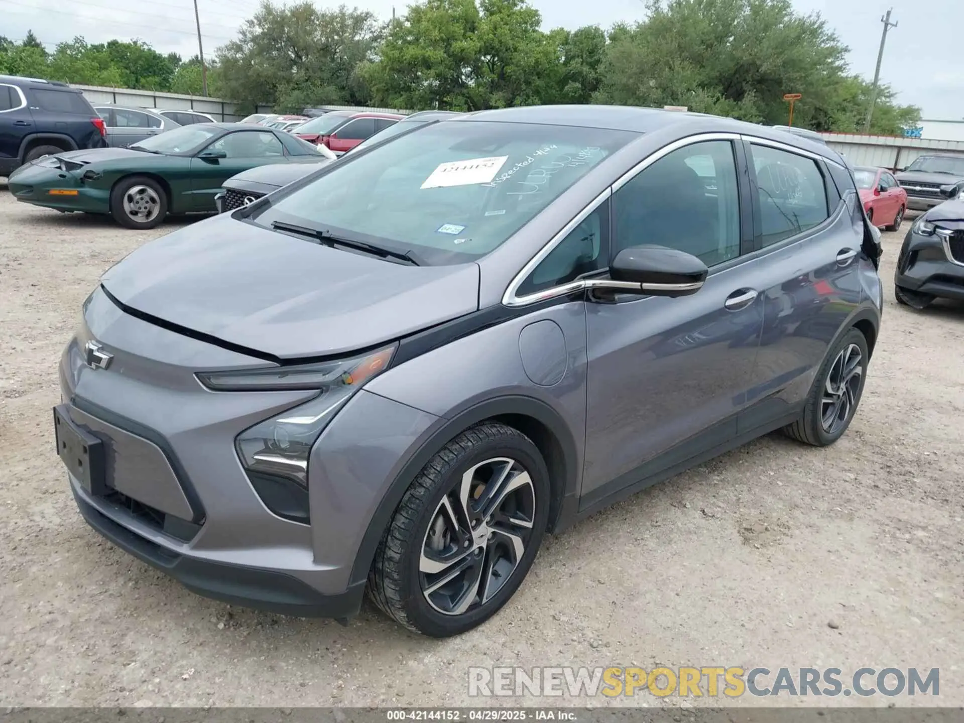 2 Photograph of a damaged car 1G1FX6S00P4143404 CHEVROLET BOLT EV 2023