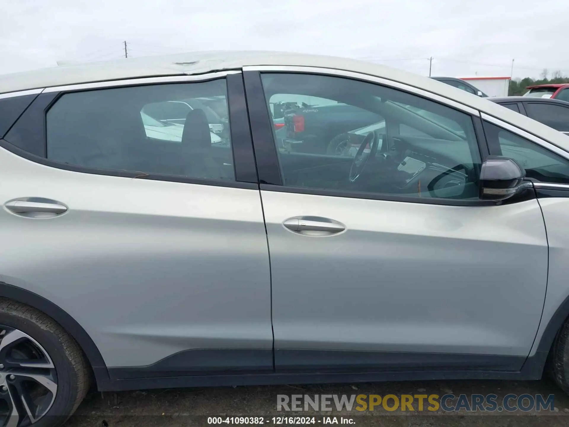 13 Photograph of a damaged car 1G1FX6S01P4155450 CHEVROLET BOLT EV 2023