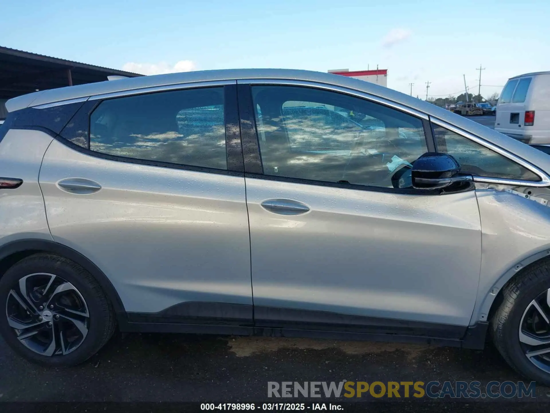 13 Photograph of a damaged car 1G1FX6S01P4206414 CHEVROLET BOLT EV 2023