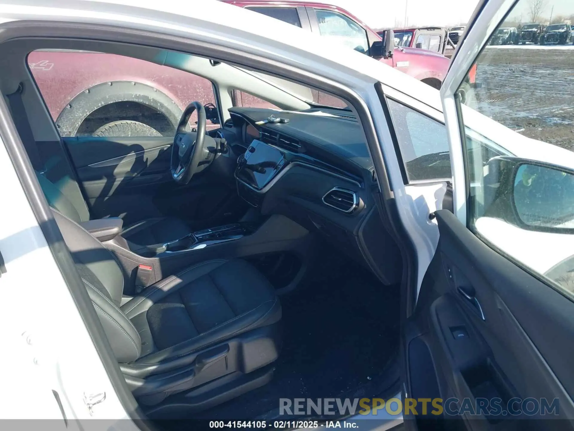 5 Photograph of a damaged car 1G1FX6S03P4115015 CHEVROLET BOLT EV 2023