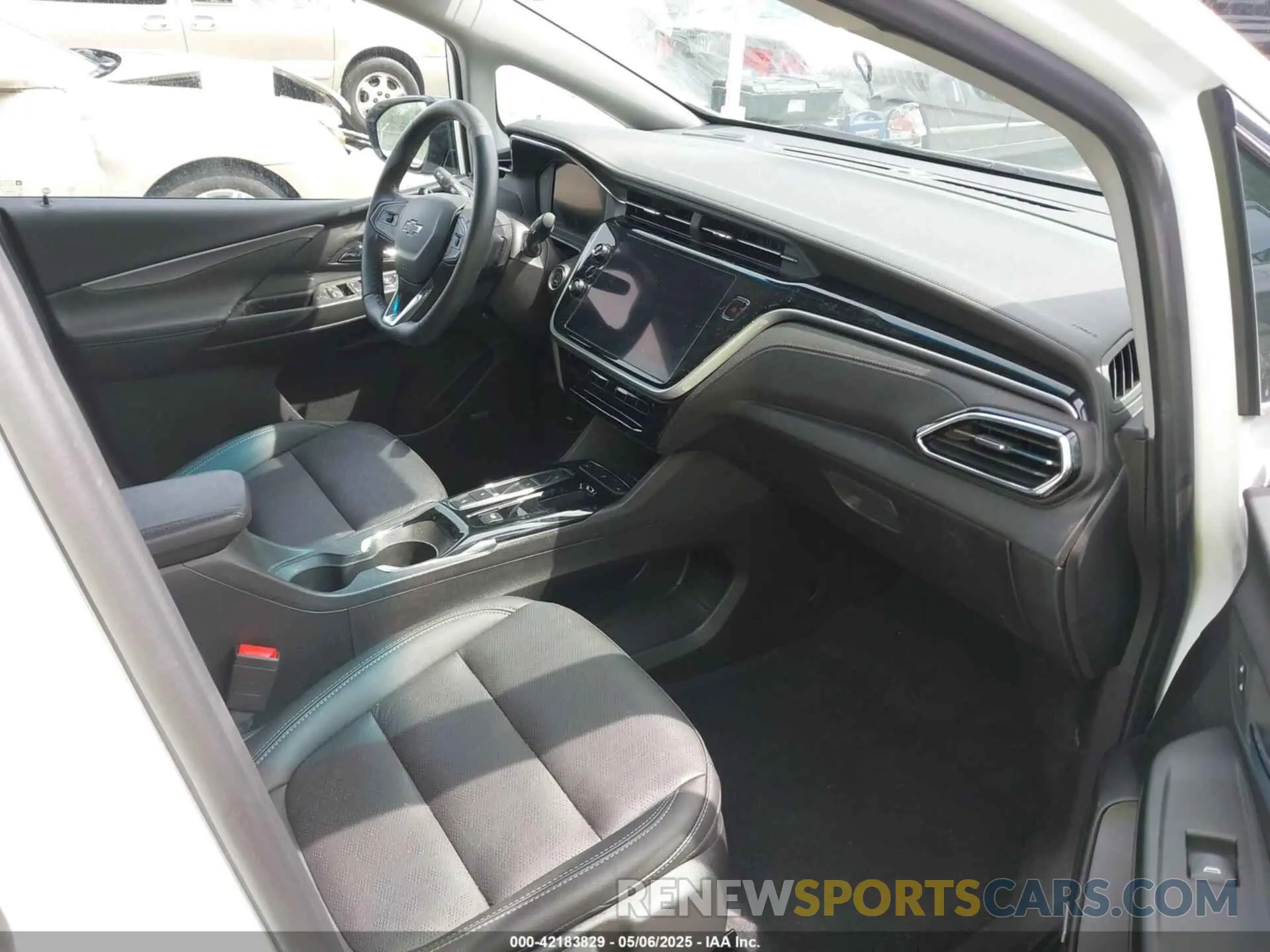 5 Photograph of a damaged car 1G1FX6S03P4202347 CHEVROLET BOLT EV 2023