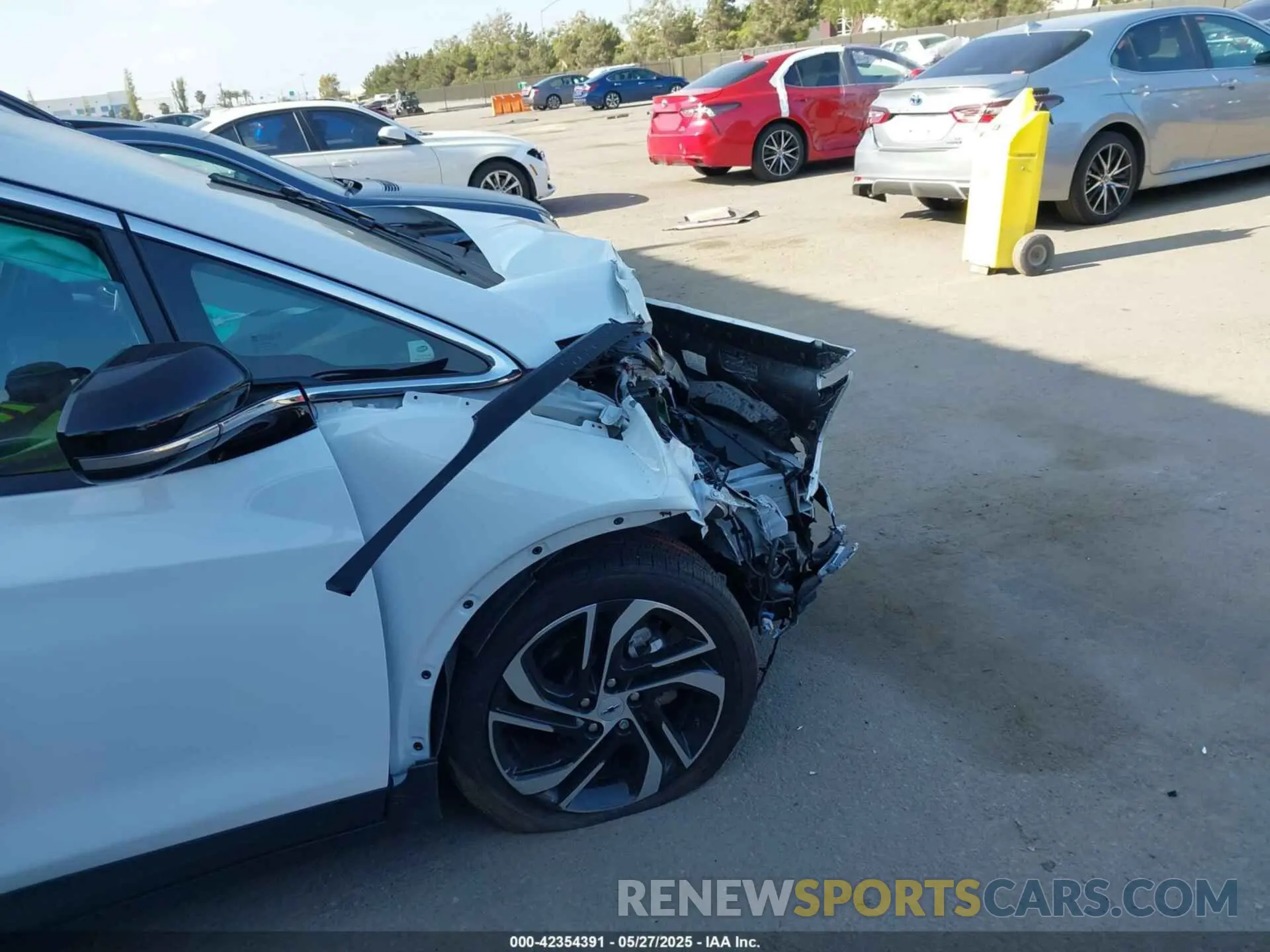 6 Photograph of a damaged car 1G1FX6S04P4176695 CHEVROLET BOLT EV 2023