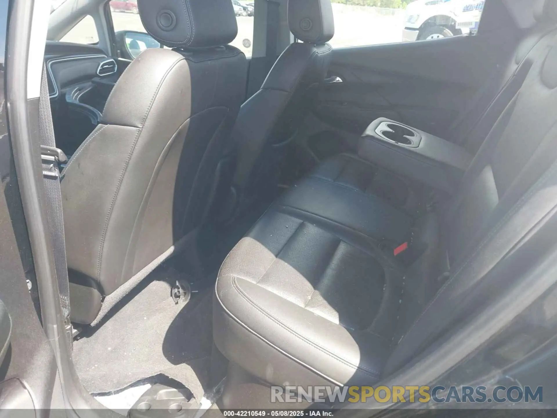 8 Photograph of a damaged car 1G1FX6S07P4184466 CHEVROLET BOLT EV 2023