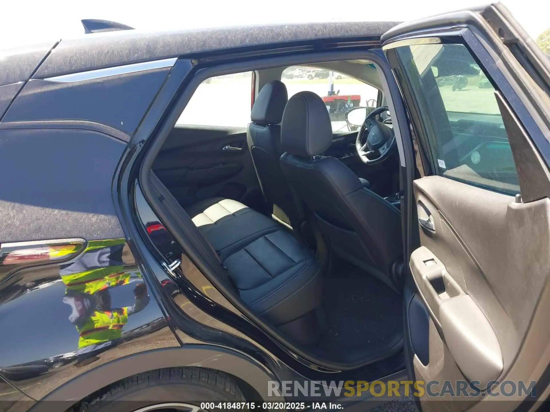 8 Photograph of a damaged car 1G1FX6S08P4175369 CHEVROLET BOLT EV 2023