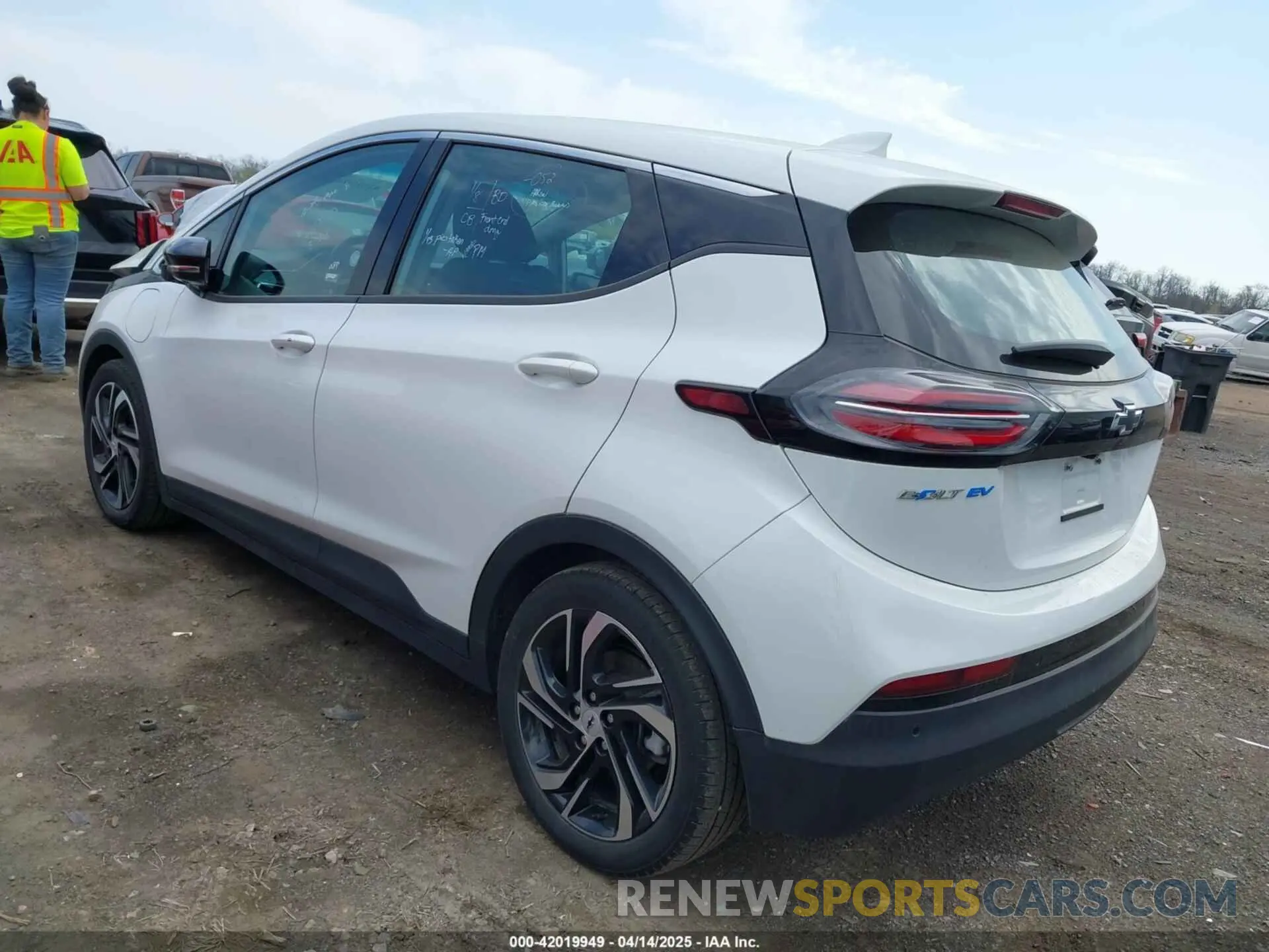 3 Photograph of a damaged car 1G1FX6S08P4191863 CHEVROLET BOLT EV 2023