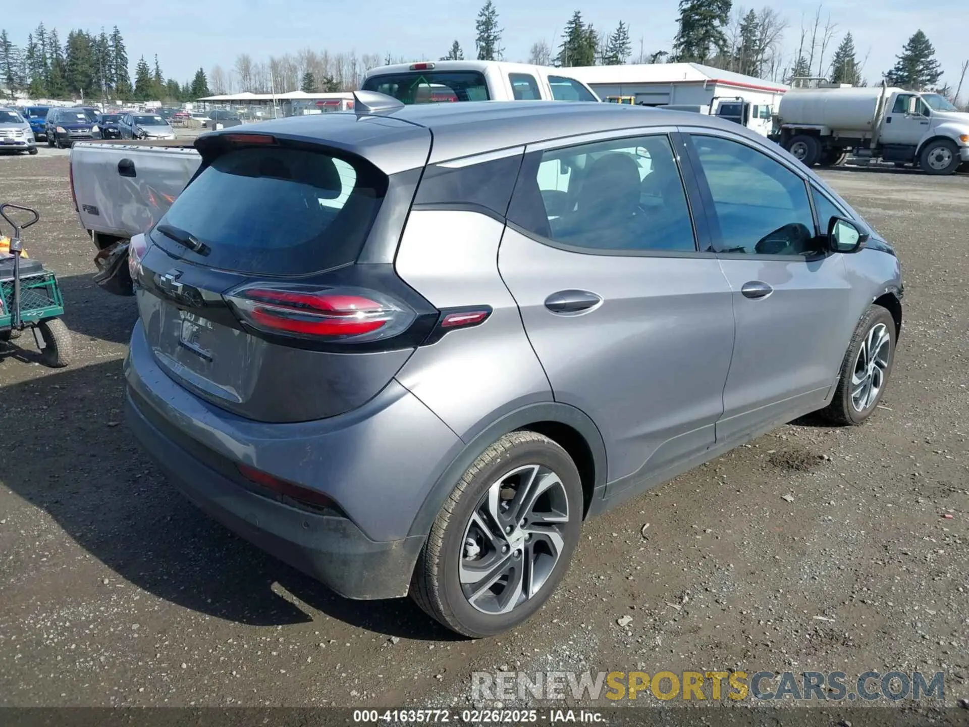 4 Photograph of a damaged car 1G1FX6S0XP4201602 CHEVROLET BOLT EV 2023