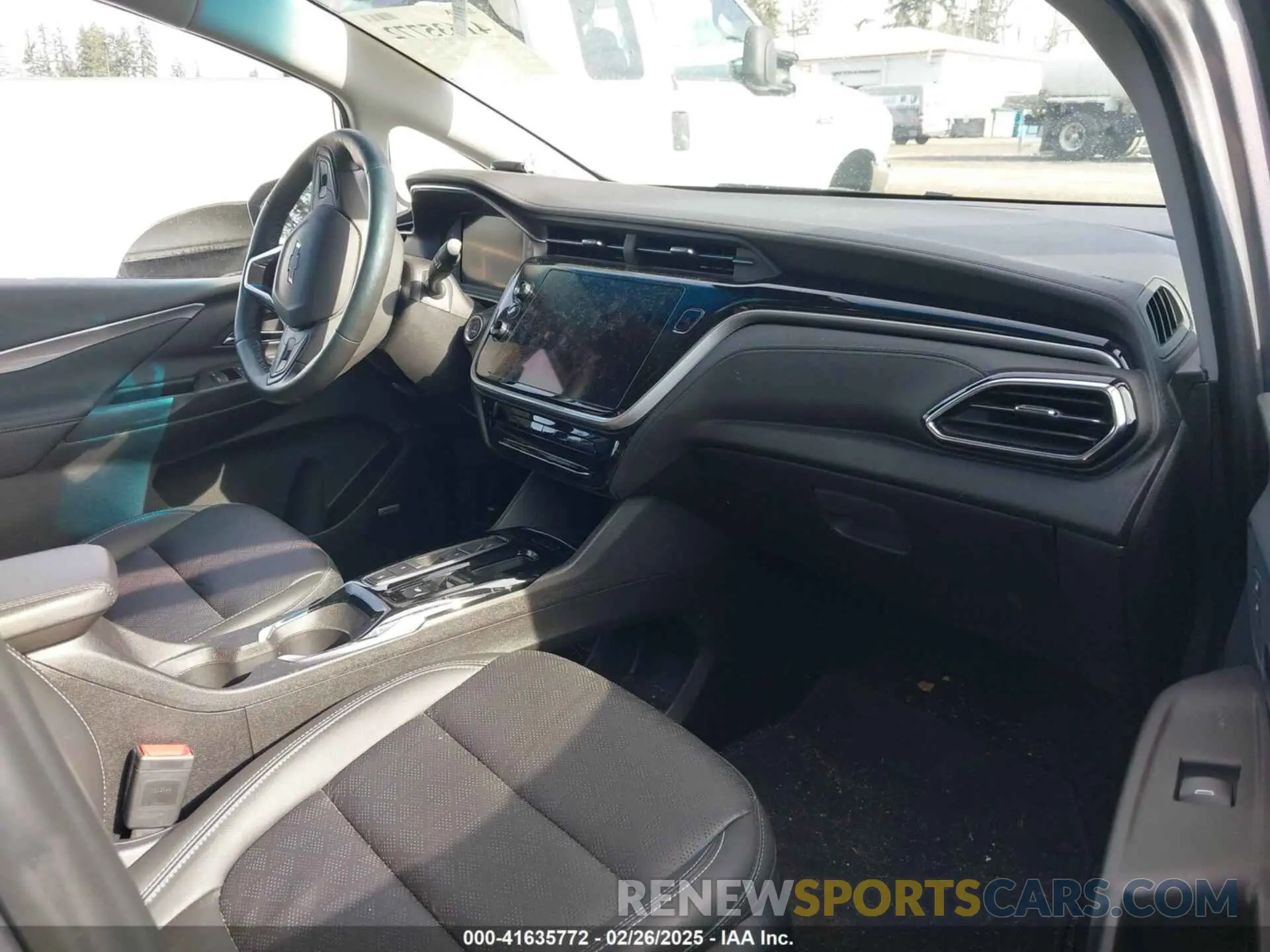 5 Photograph of a damaged car 1G1FX6S0XP4201602 CHEVROLET BOLT EV 2023