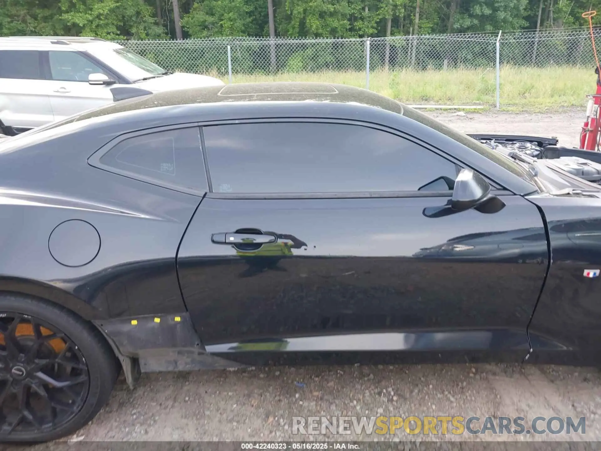 13 Photograph of a damaged car 1G1FA1RX1K0127249 CHEVROLET CAMARO 2019