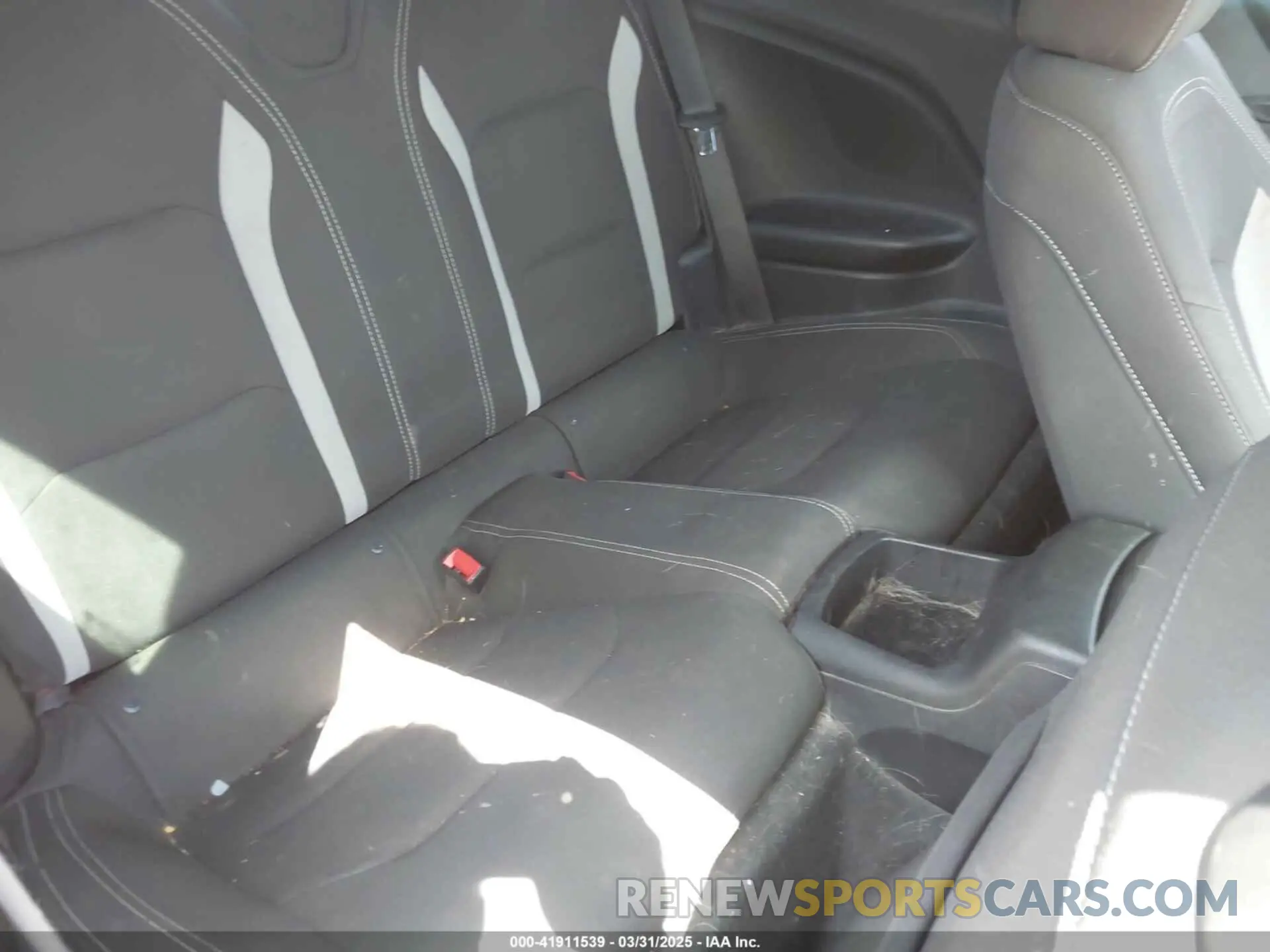 8 Photograph of a damaged car 1G1FA1RX4K0120392 CHEVROLET CAMARO 2019
