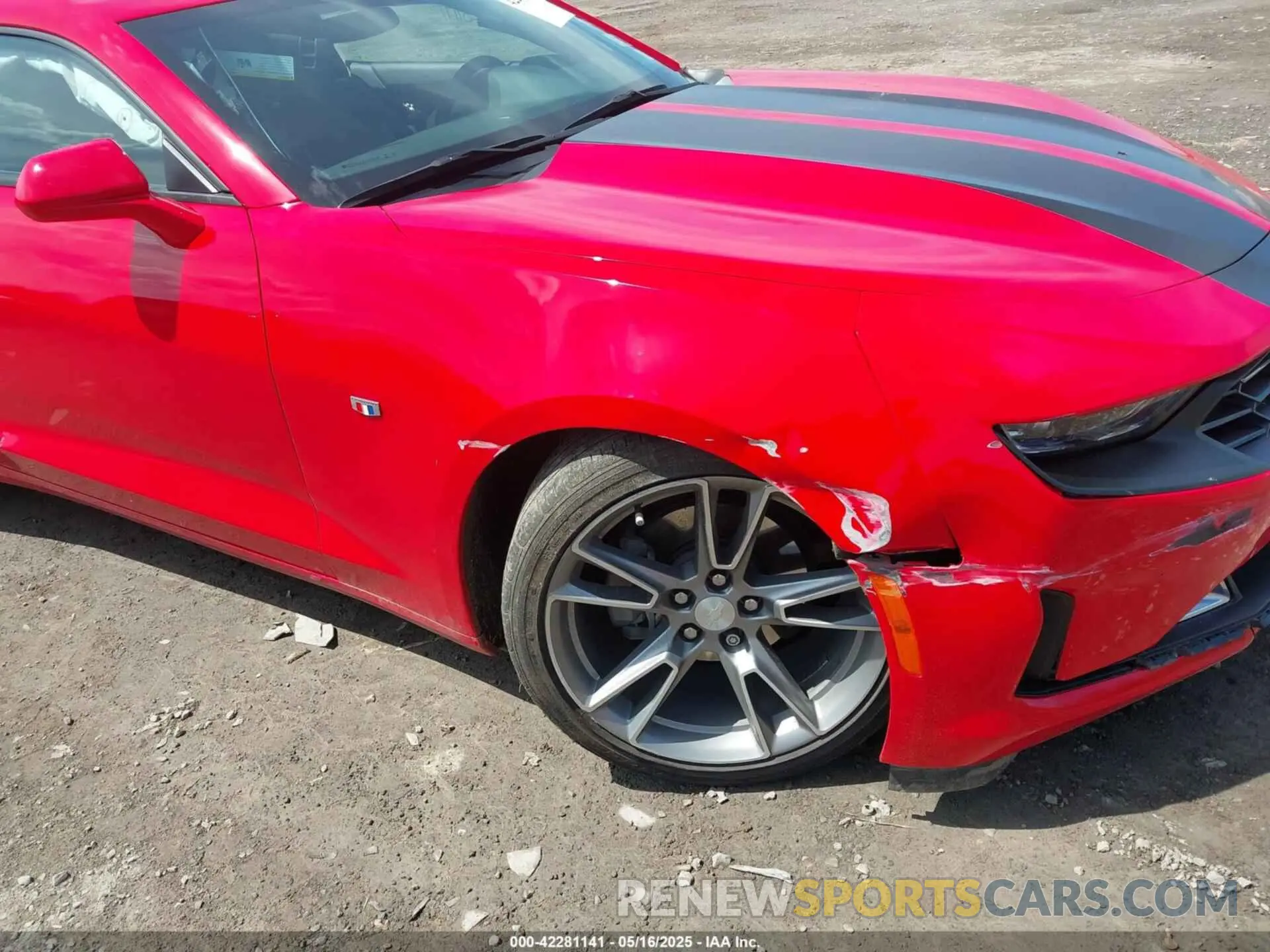 19 Photograph of a damaged car 1G1FA1RX4K0136205 CHEVROLET CAMARO 2019