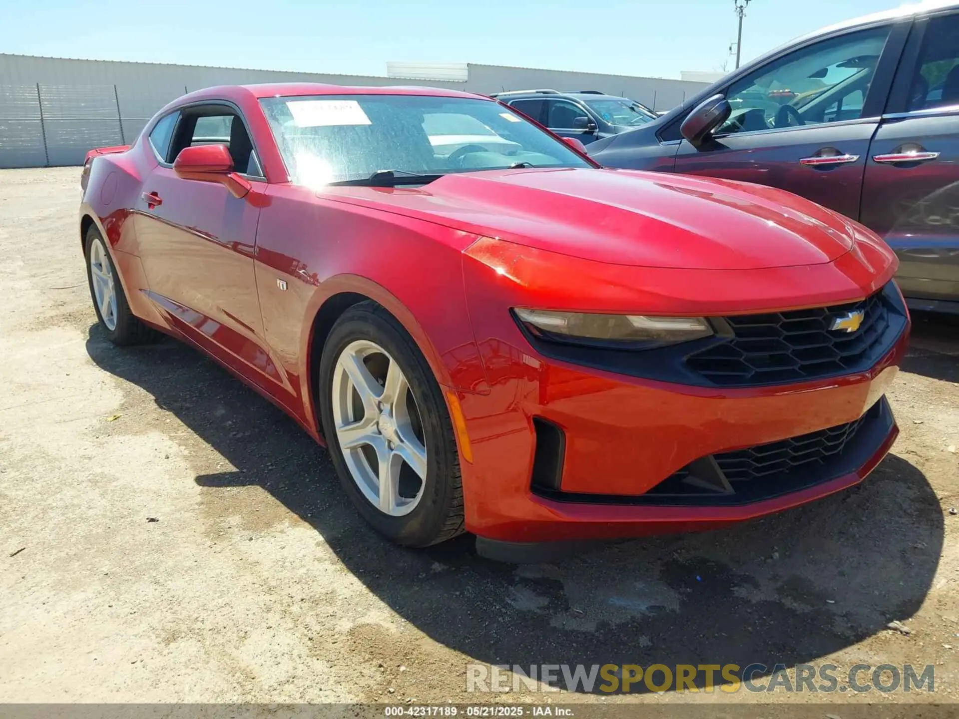 1 Photograph of a damaged car 1G1FB1RS0K0113439 CHEVROLET CAMARO 2019