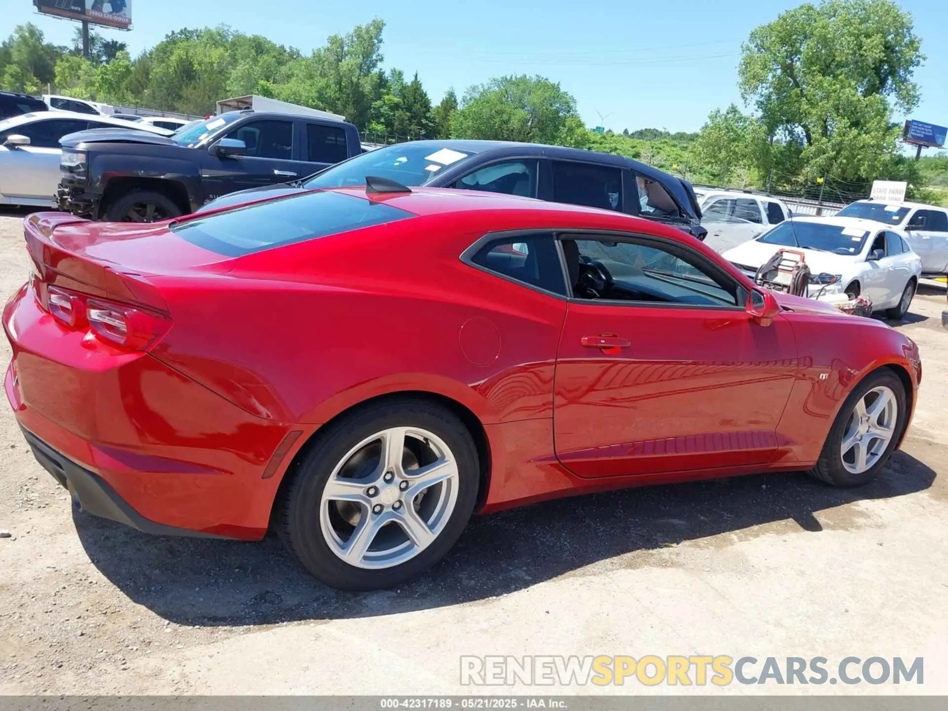 13 Photograph of a damaged car 1G1FB1RS0K0113439 CHEVROLET CAMARO 2019