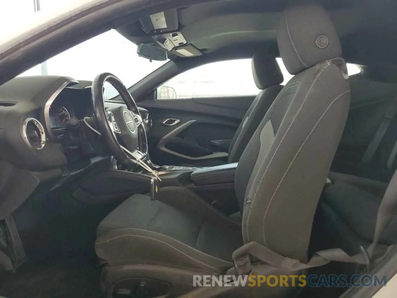 7 Photograph of a damaged car 1G1FB1RS1K0105317 CHEVROLET CAMARO 2019
