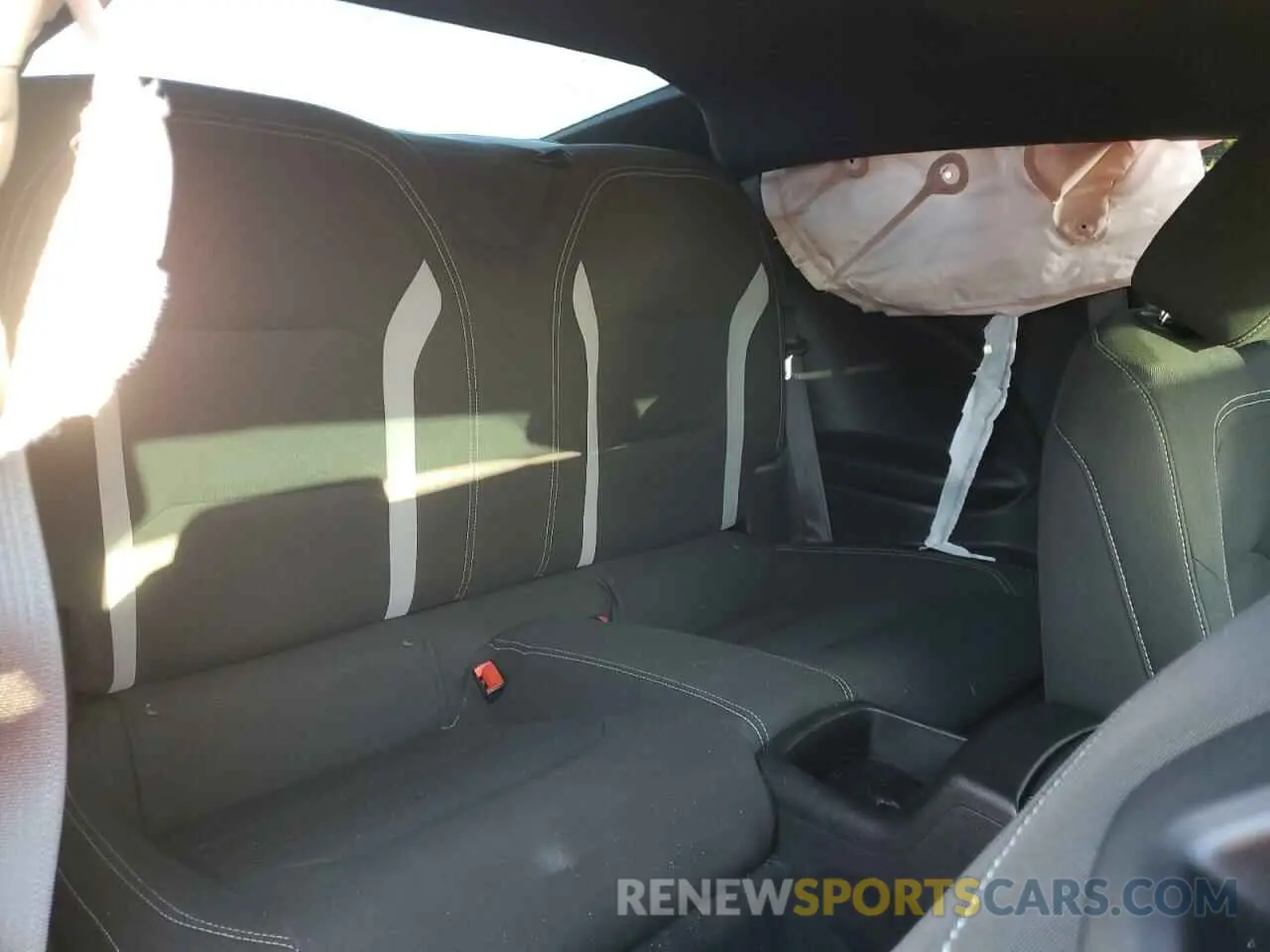 11 Photograph of a damaged car 1G1FB1RS2K0138214 CHEVROLET CAMARO 2019
