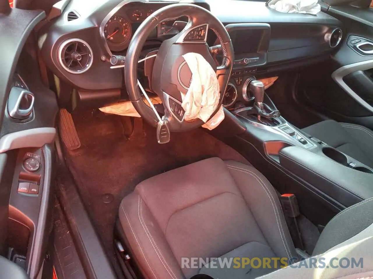 8 Photograph of a damaged car 1G1FB1RS2K0138214 CHEVROLET CAMARO 2019