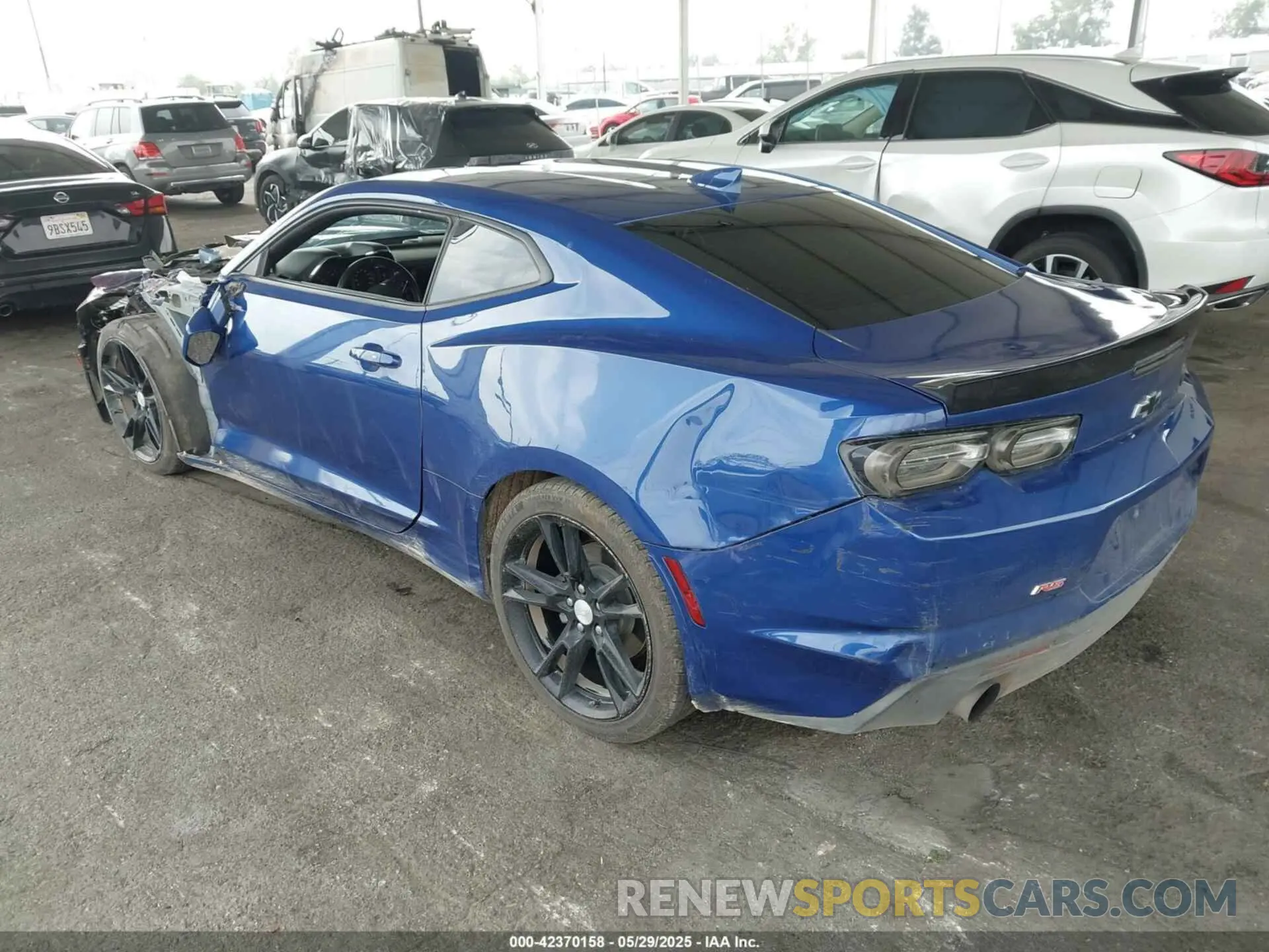 3 Photograph of a damaged car 1G1FB1RS2K0158494 CHEVROLET CAMARO 2019