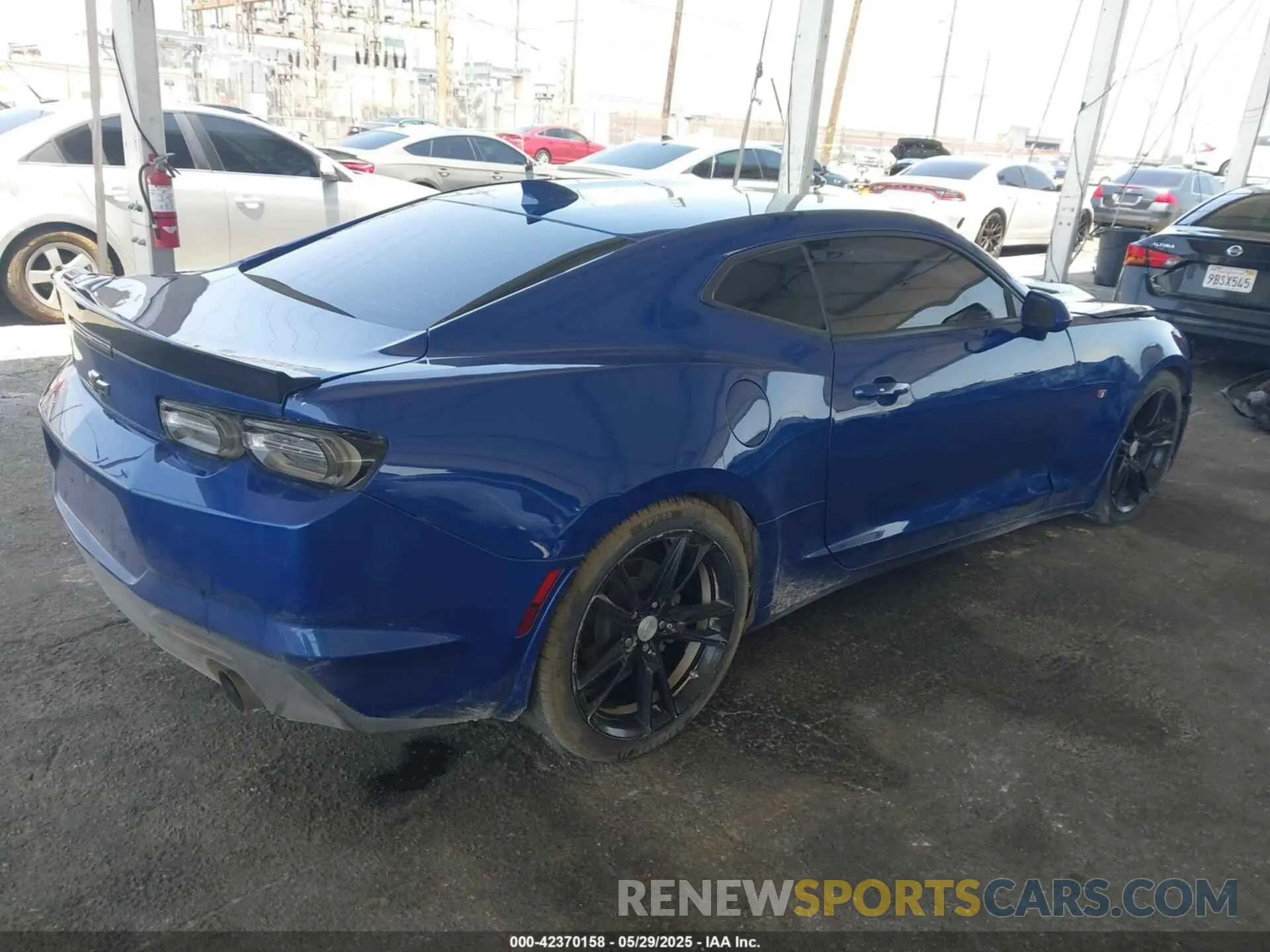 4 Photograph of a damaged car 1G1FB1RS2K0158494 CHEVROLET CAMARO 2019