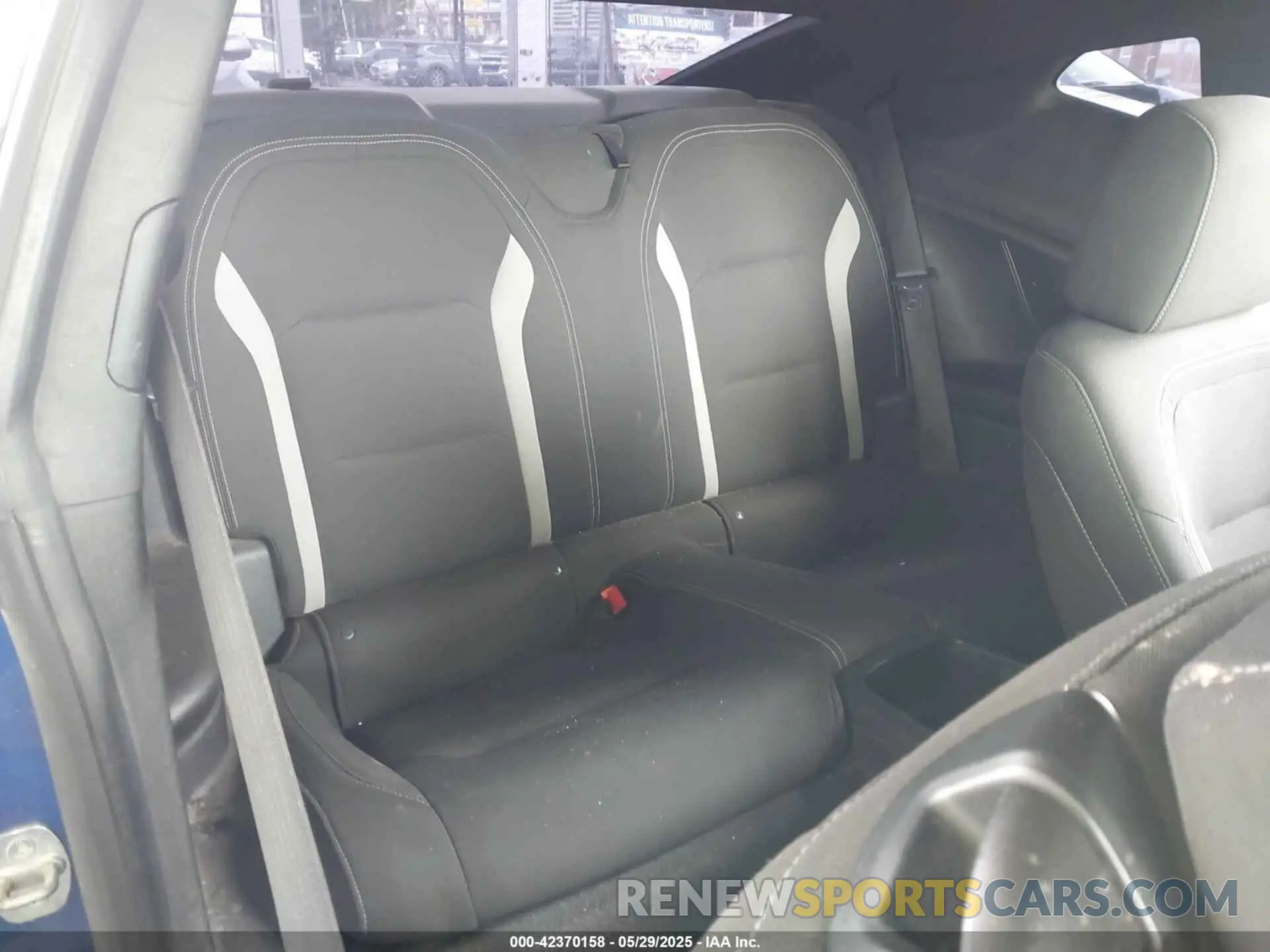 8 Photograph of a damaged car 1G1FB1RS2K0158494 CHEVROLET CAMARO 2019