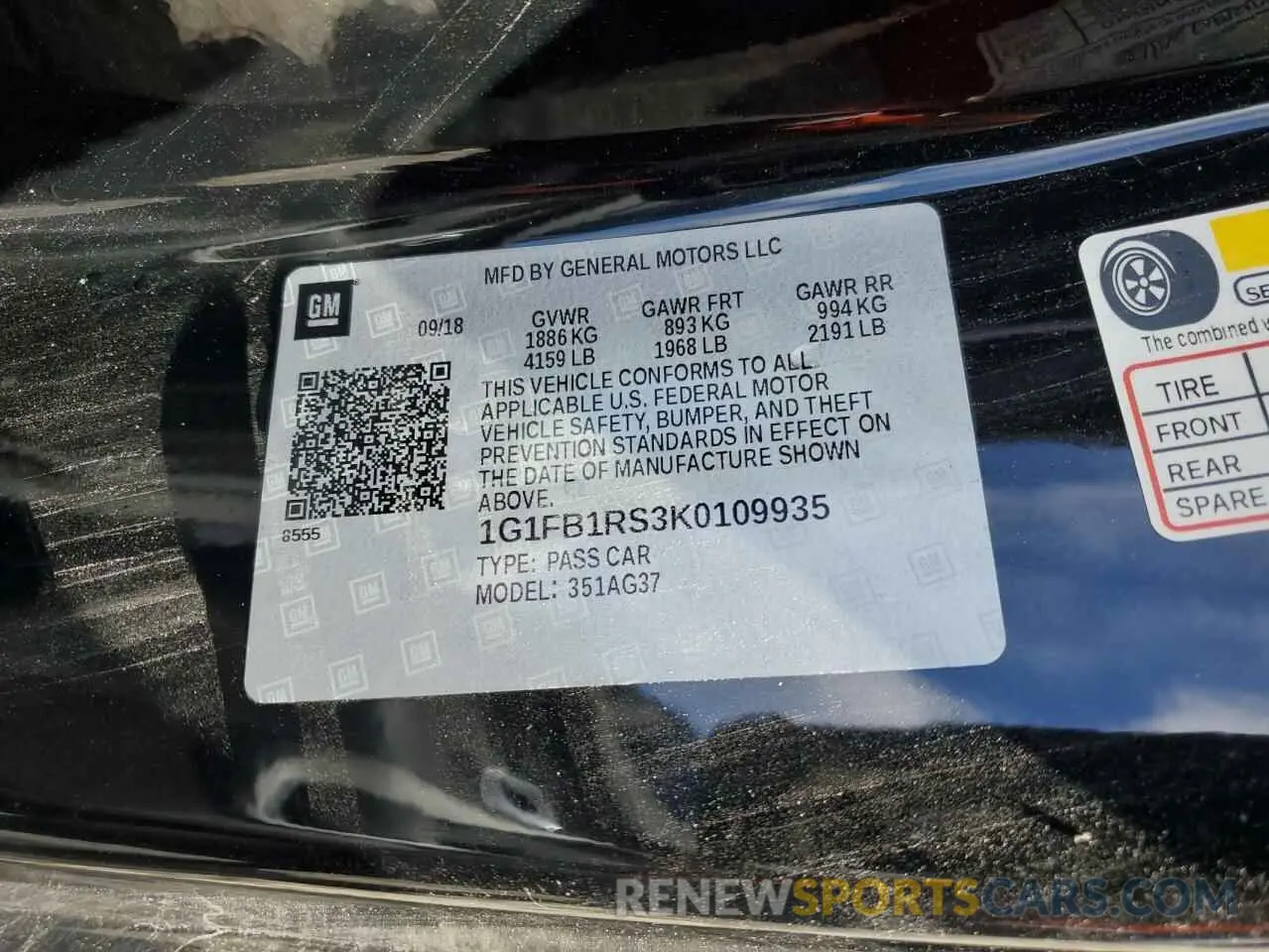 13 Photograph of a damaged car 1G1FB1RS3K0109935 CHEVROLET CAMARO 2019