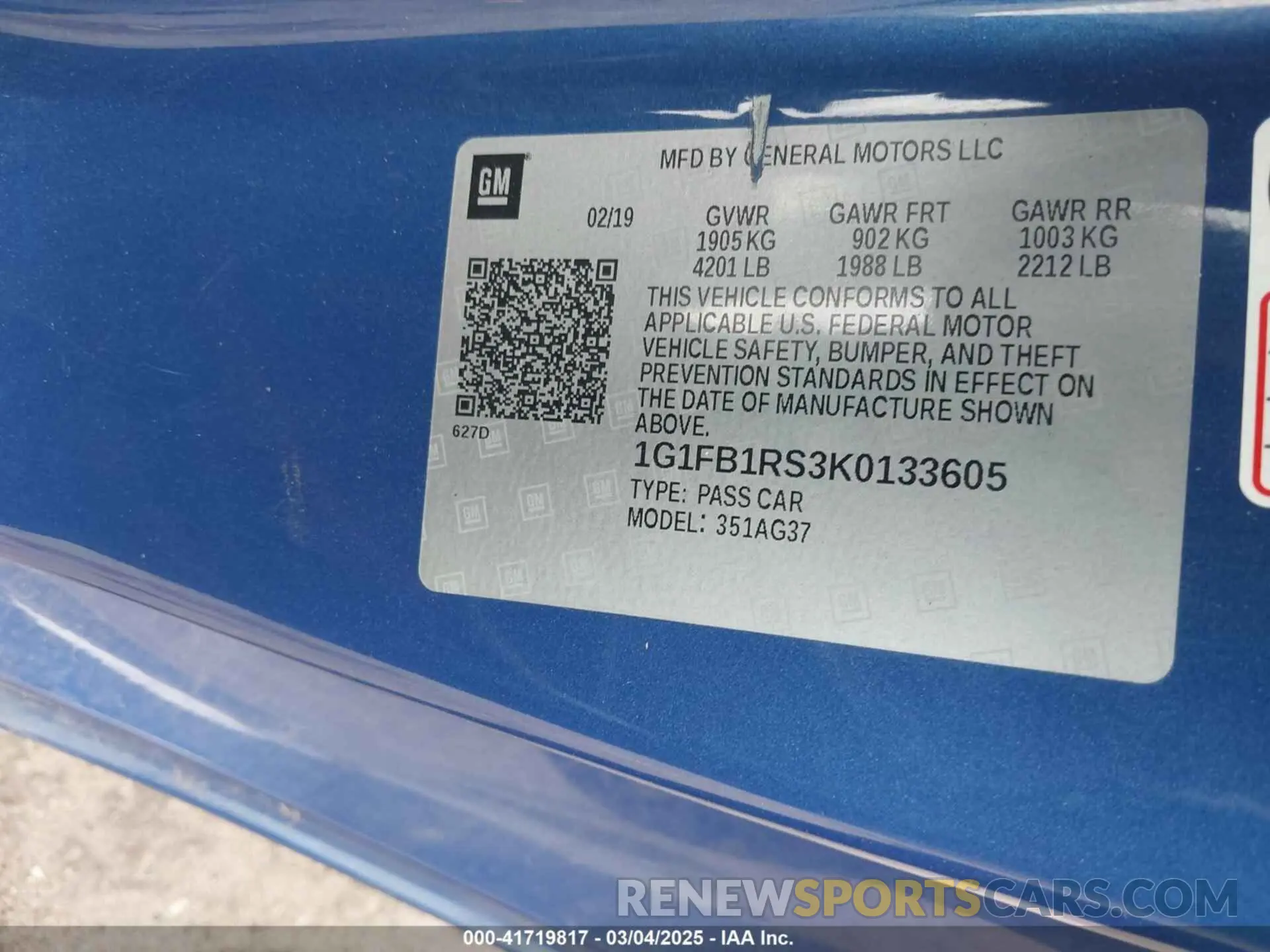 8 Photograph of a damaged car 1G1FB1RS3K0133605 CHEVROLET CAMARO 2019