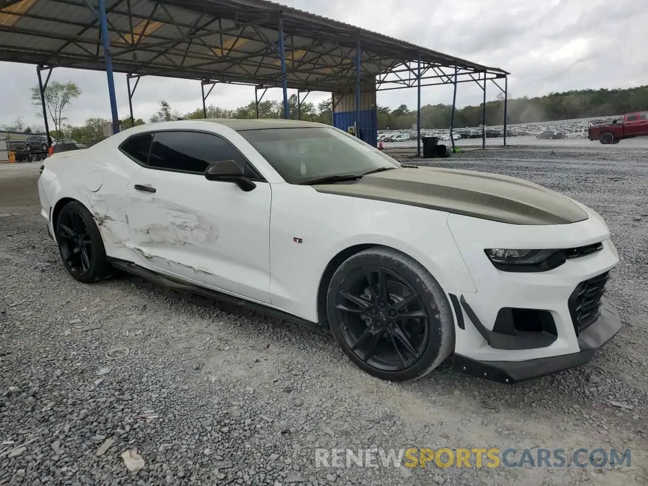 4 Photograph of a damaged car 1G1FB1RS4K0110821 CHEVROLET CAMARO 2019