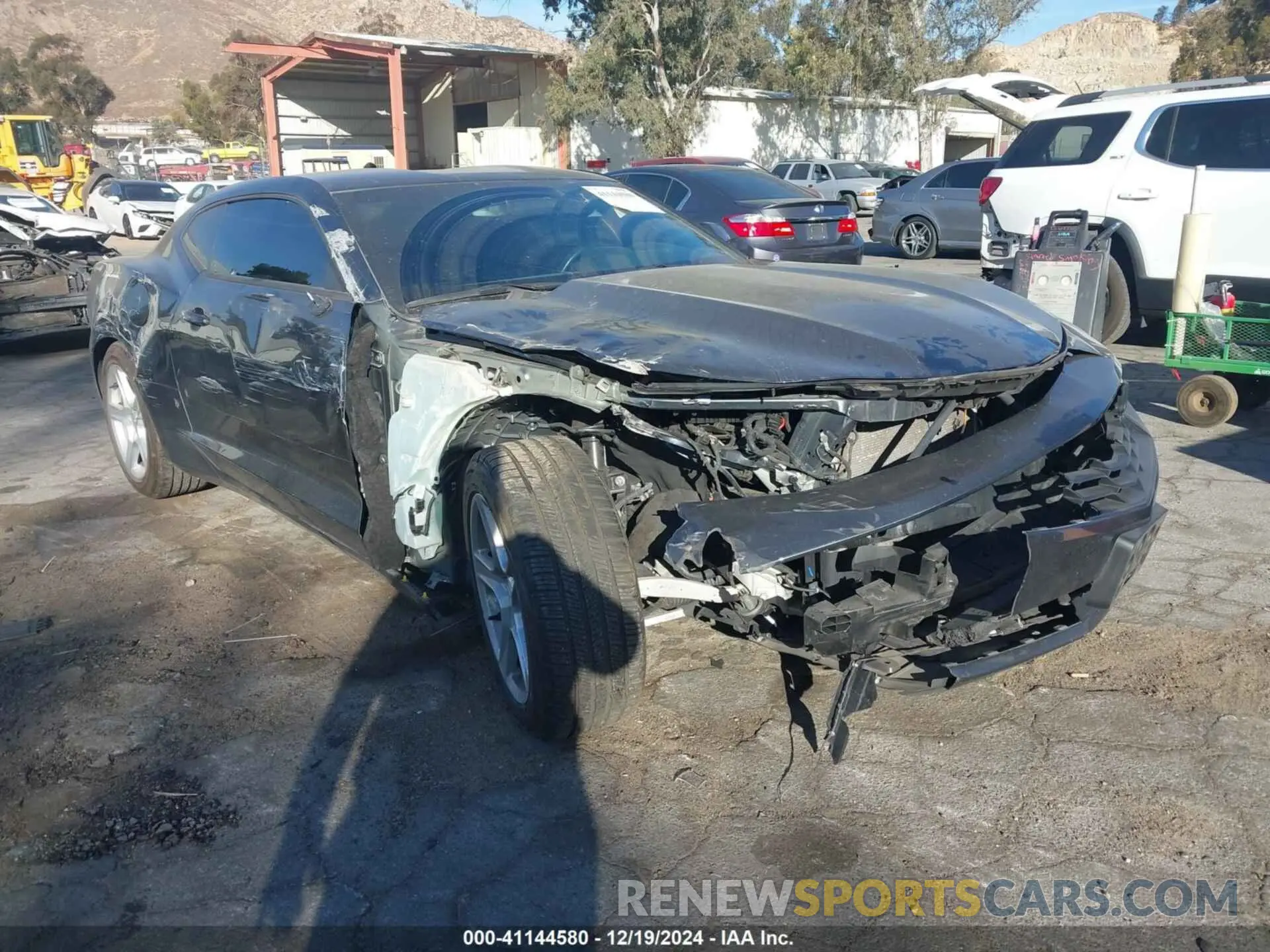 1 Photograph of a damaged car 1G1FB1RS4K0126100 CHEVROLET CAMARO 2019