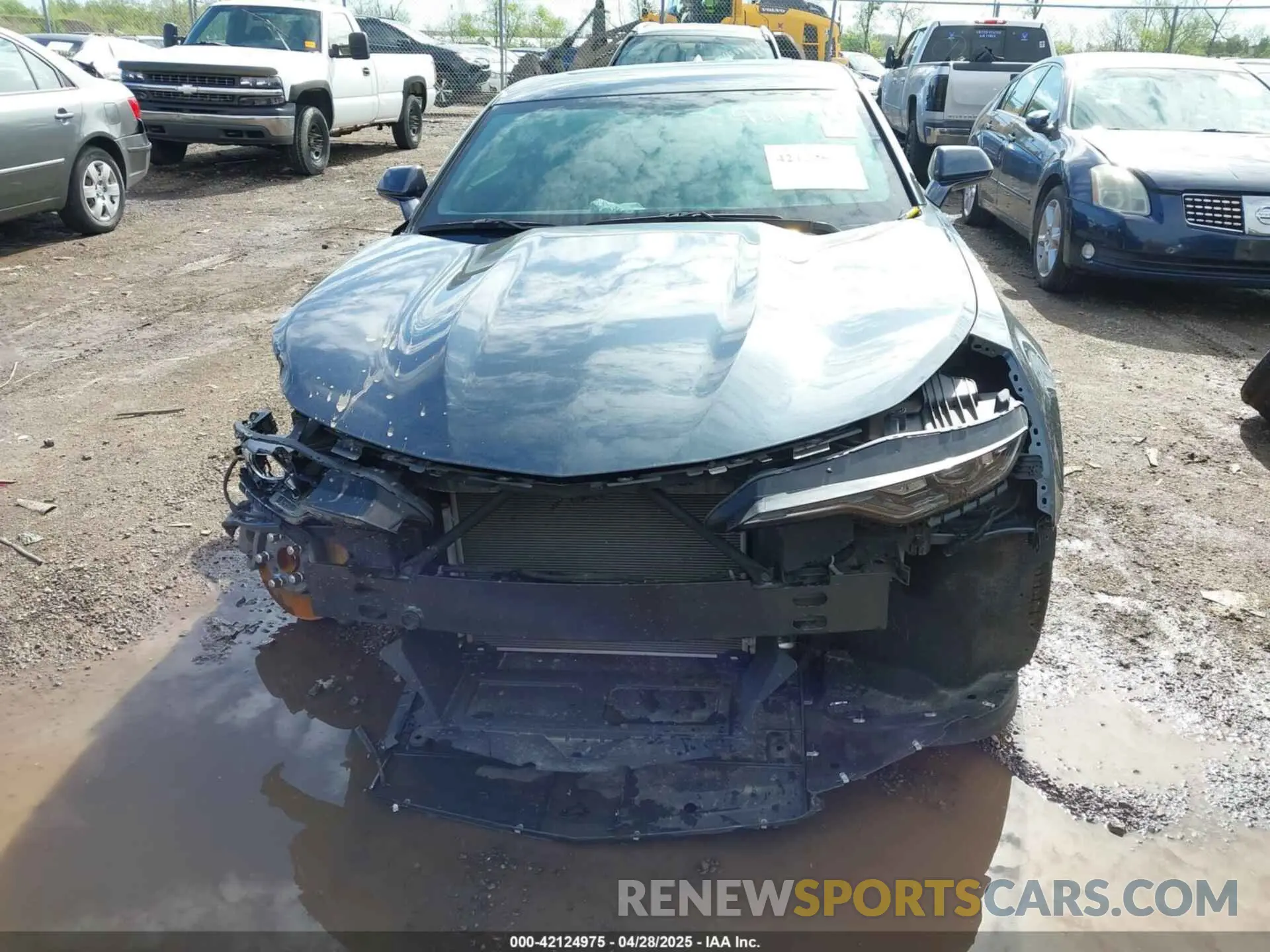 13 Photograph of a damaged car 1G1FB1RS4K0148193 CHEVROLET CAMARO 2019