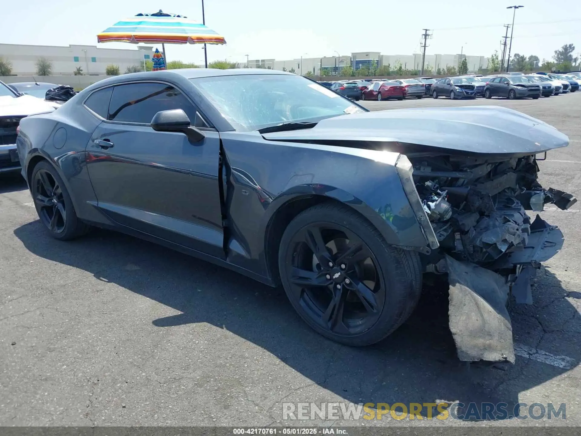 1 Photograph of a damaged car 1G1FB1RS6K0143738 CHEVROLET CAMARO 2019