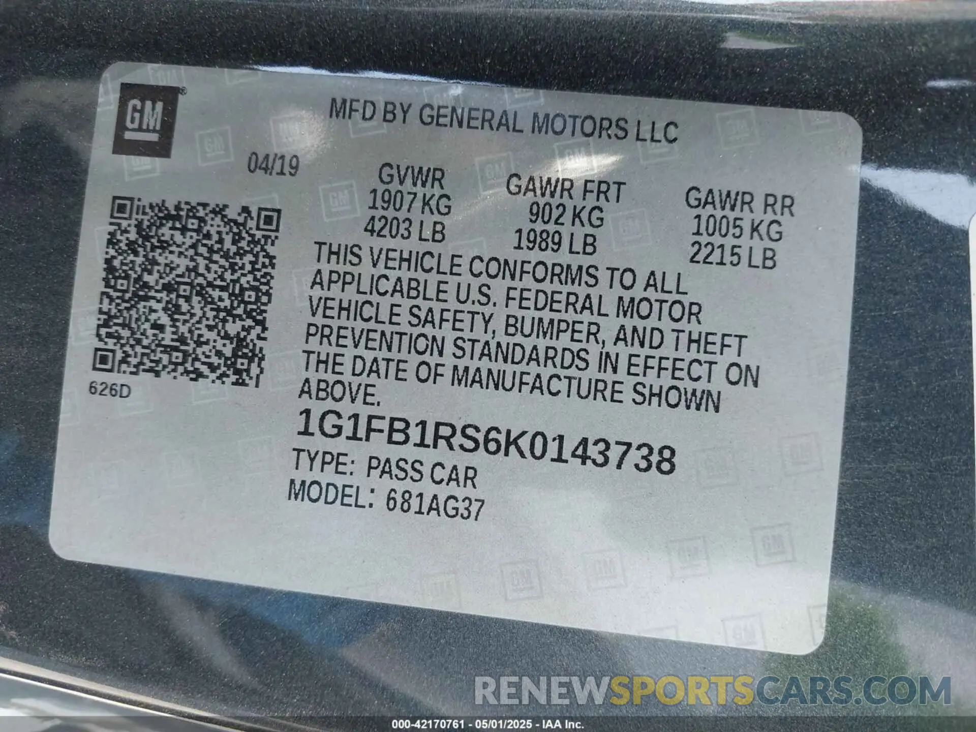 9 Photograph of a damaged car 1G1FB1RS6K0143738 CHEVROLET CAMARO 2019