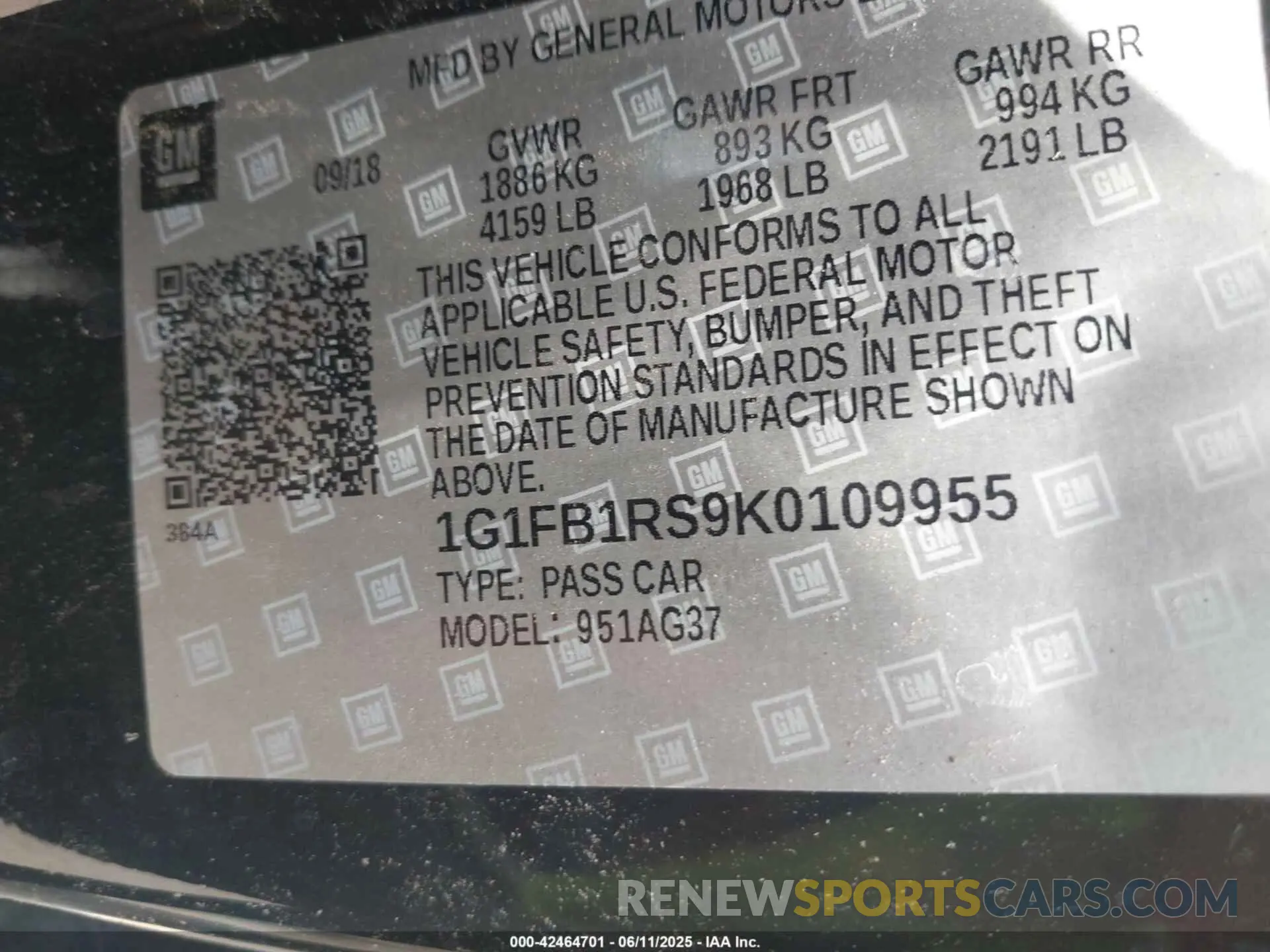 9 Photograph of a damaged car 1G1FB1RS9K0109955 CHEVROLET CAMARO 2019