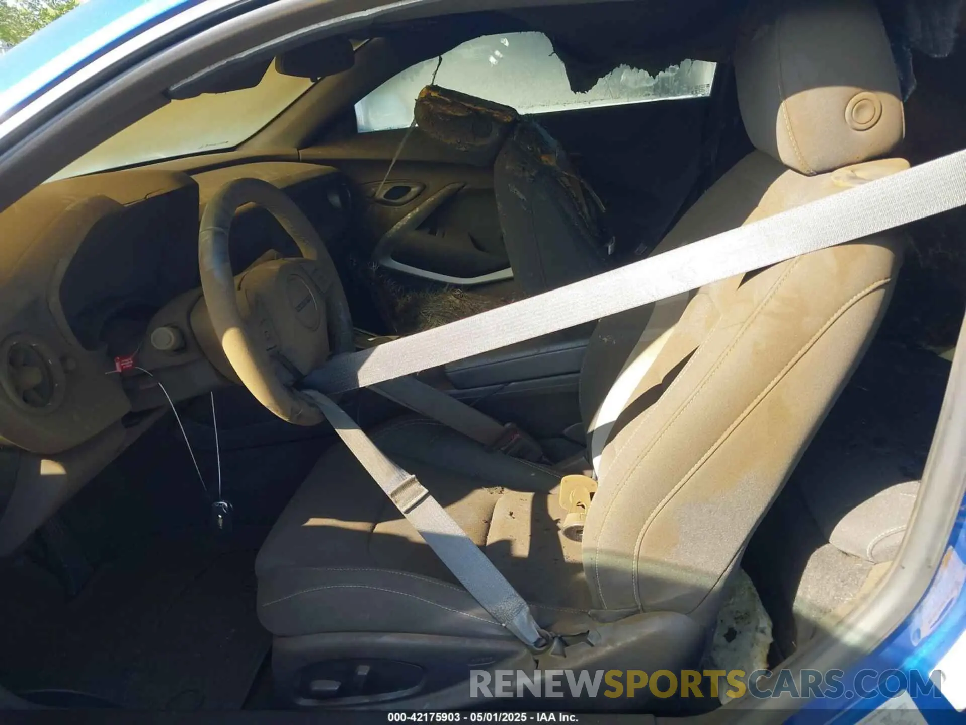 6 Photograph of a damaged car 1G1FB1RX0K0113565 CHEVROLET CAMARO 2019