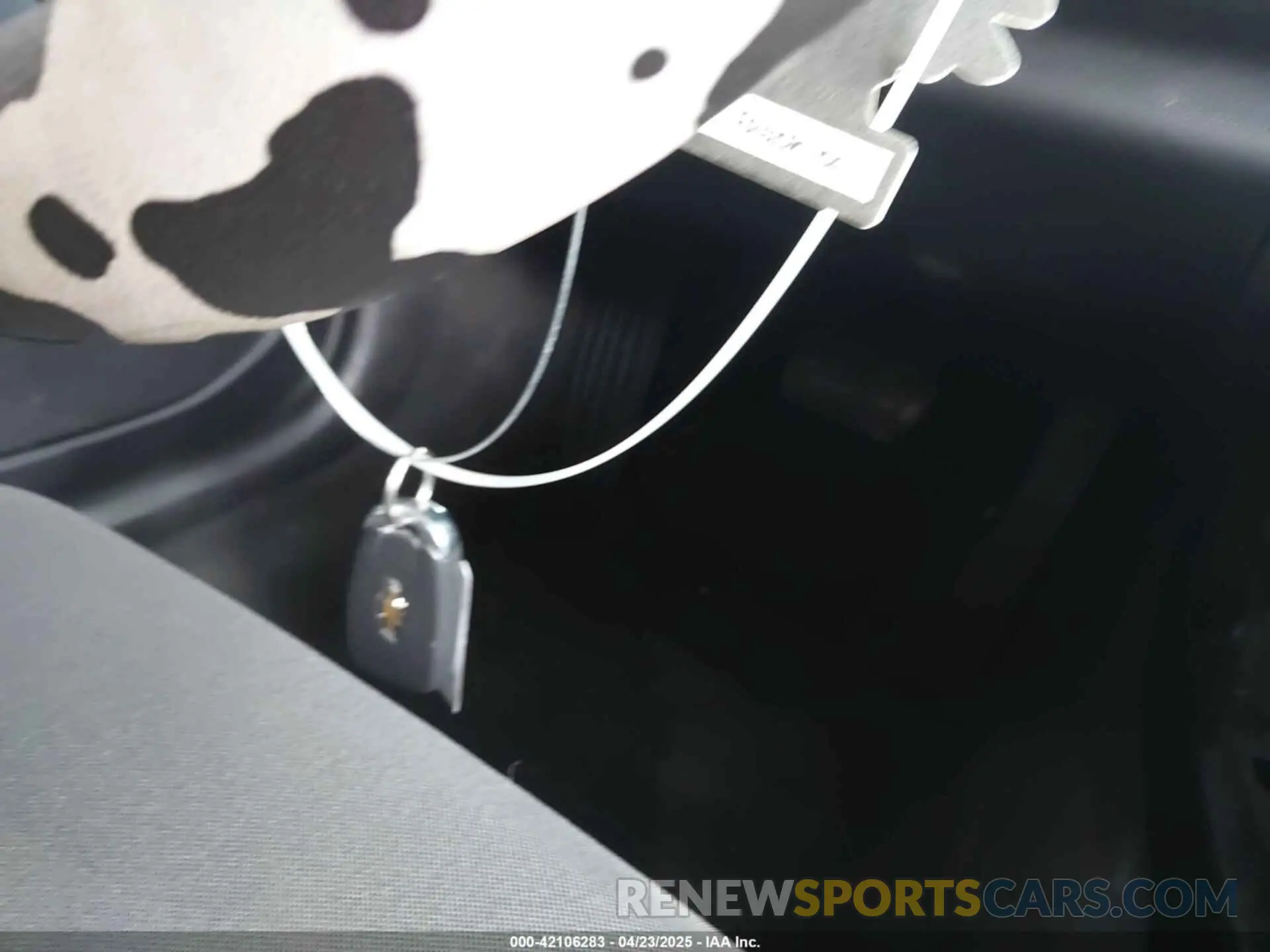 11 Photograph of a damaged car 1G1FB1RX0K0149384 CHEVROLET CAMARO 2019